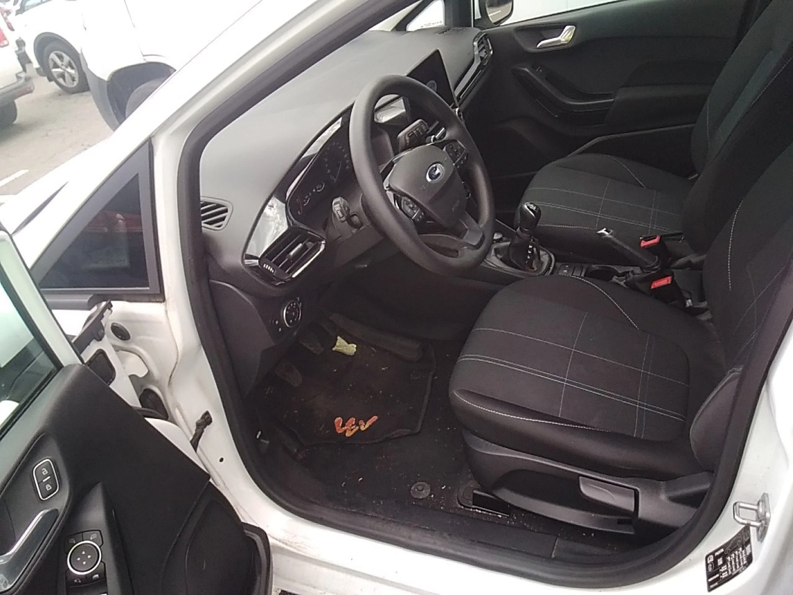 Ford Fiesta 1.1 Ti-VCT 55kW (75CV) Trend 5p - Foto 7