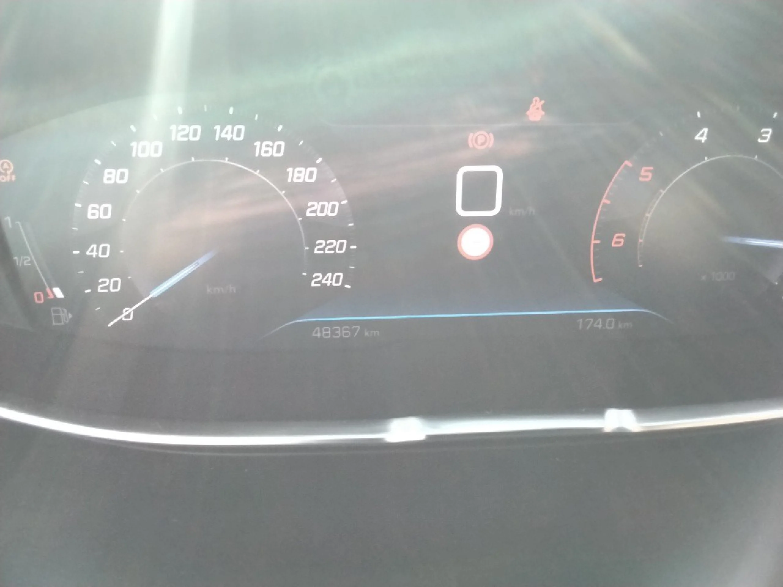 Peugeot 5008 1.5 BlueHDi 96kW (130CV) S&amp;S Allure - Foto 8