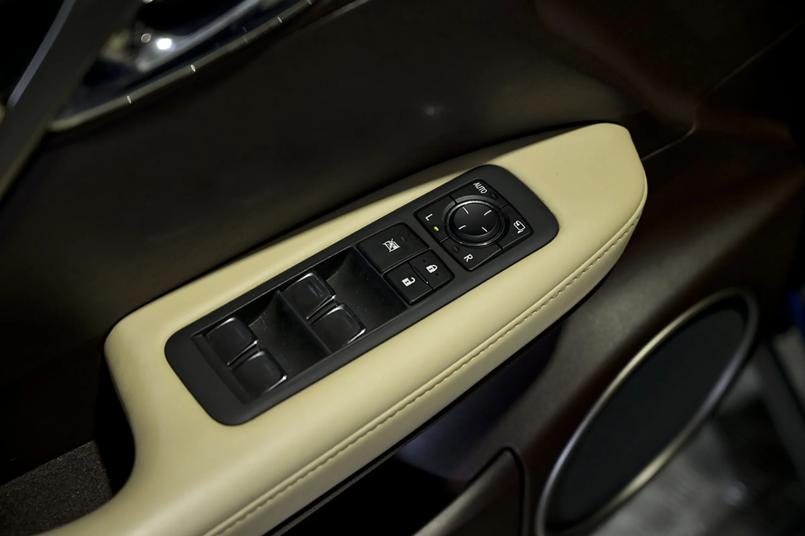 Lexus RX 450h Executive - Foto 23