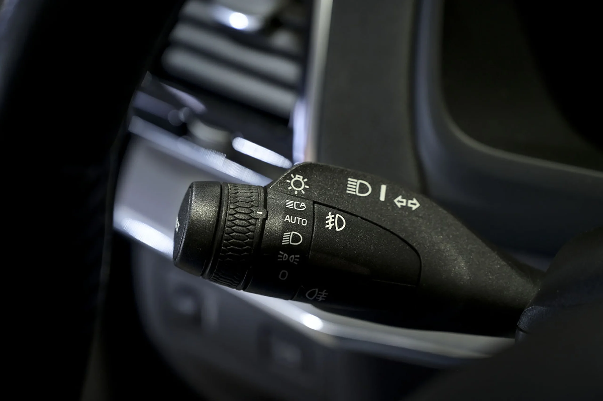 Volvo XC 90 XC90 2.0 B5 D AWD Momentum Pro Auto - Foto 28