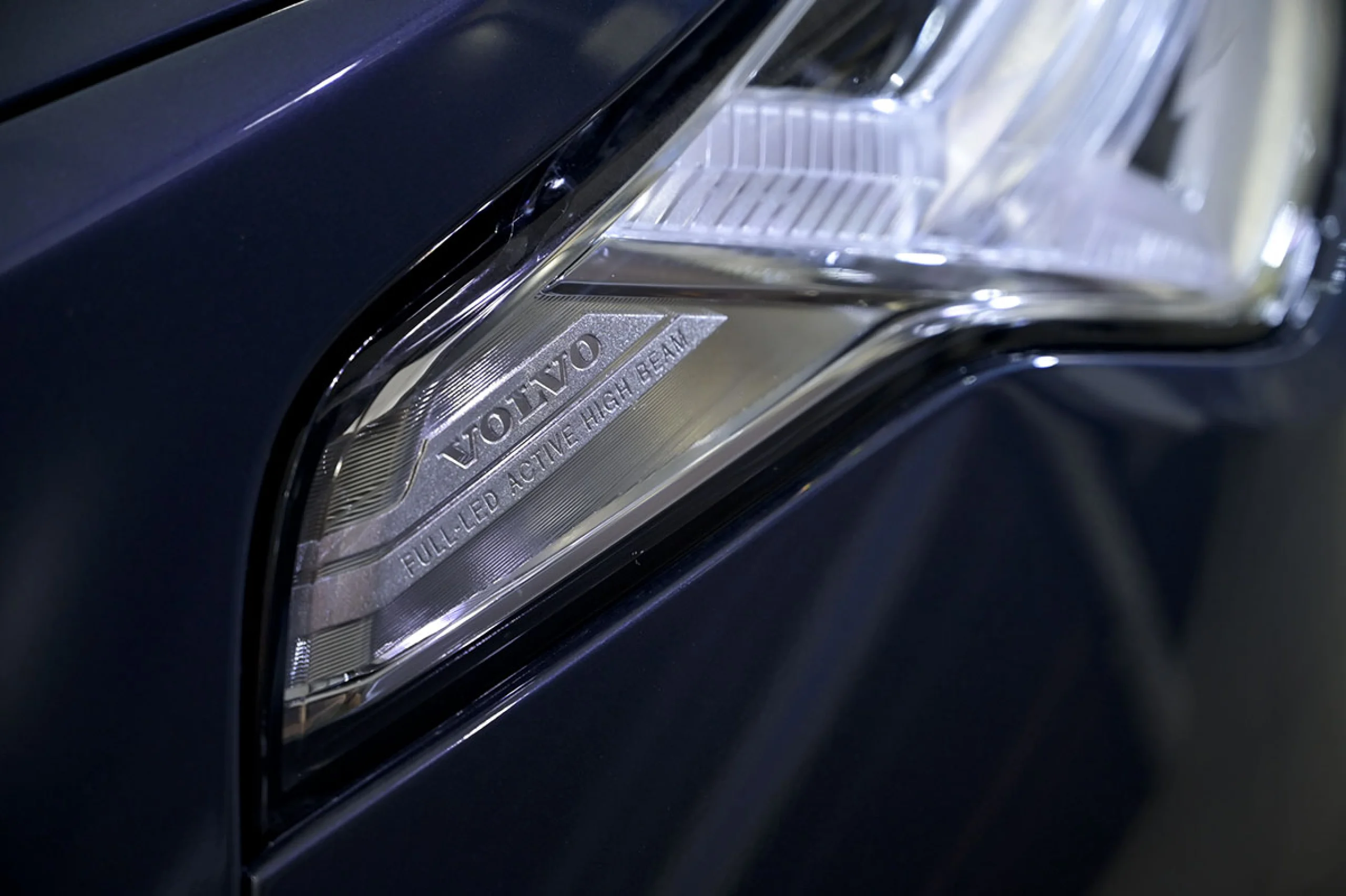 Volvo XC 90 XC90 2.0 B5 D AWD Momentum Pro Auto - Foto 23