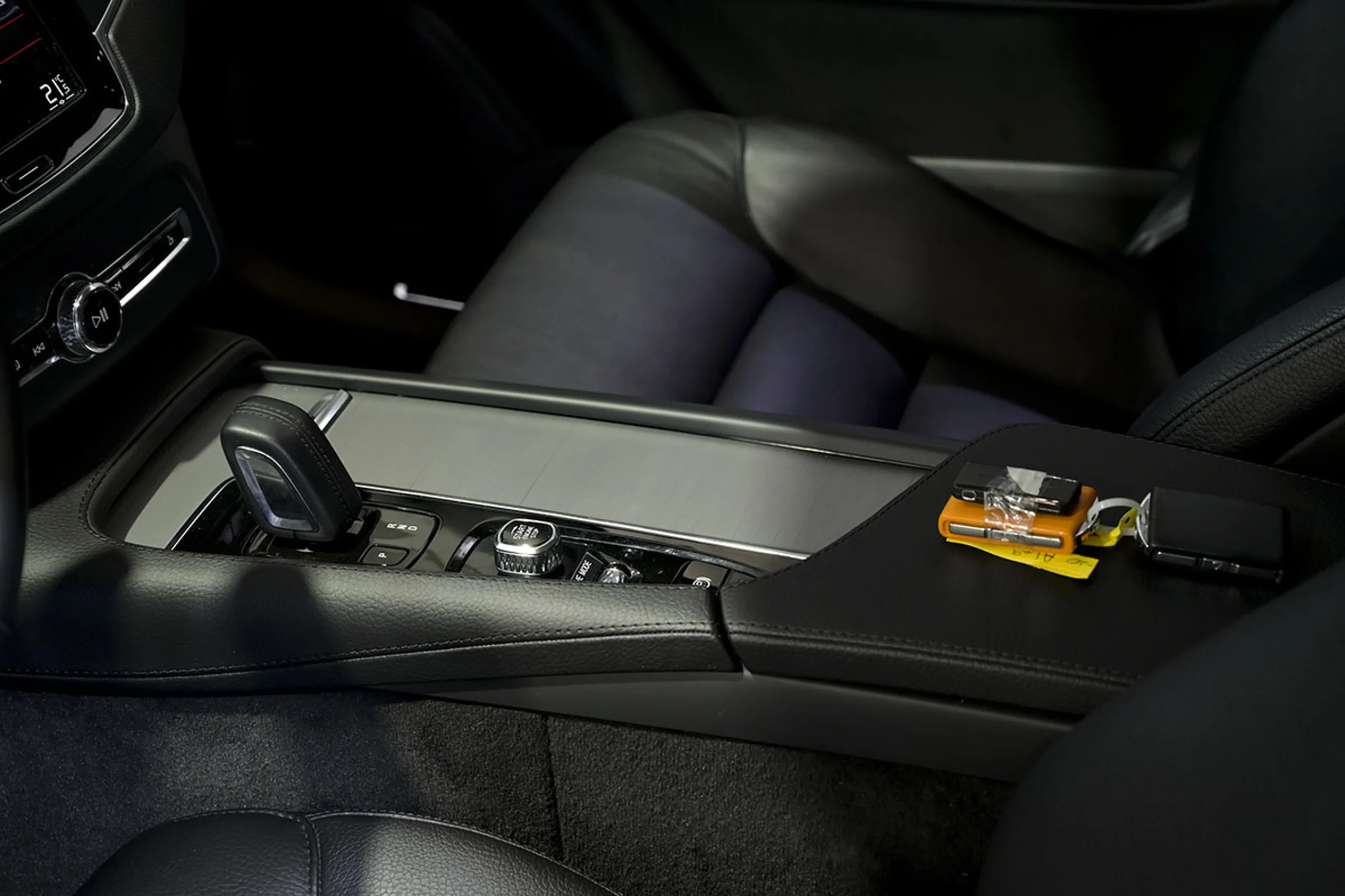 Volvo XC 90 XC90 2.0 B5 D AWD Momentum Pro Auto - Foto 33