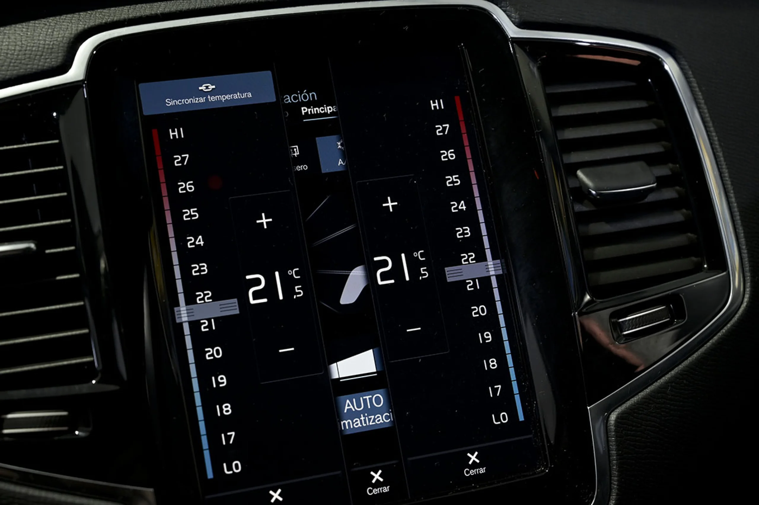 Volvo XC 90 XC90 2.0 B5 D AWD Momentum Pro Auto - Foto 31