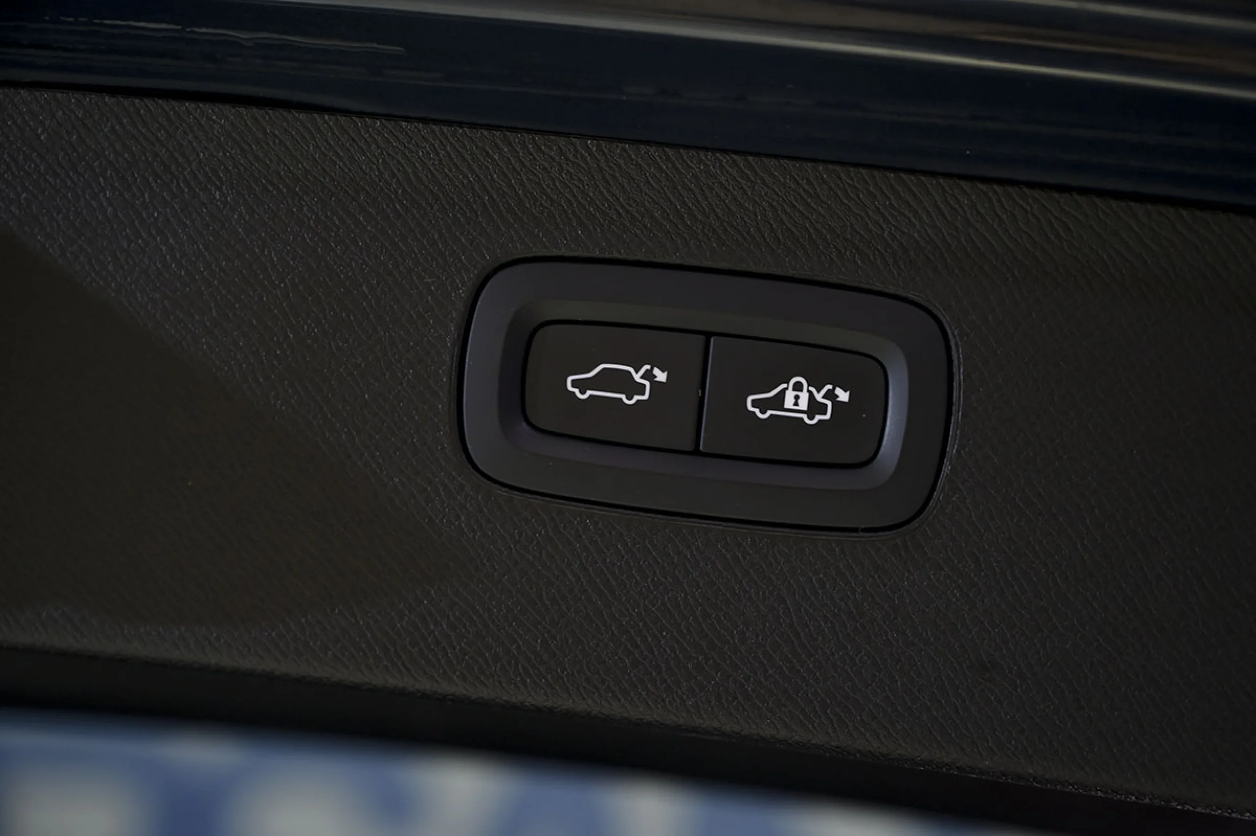 Volvo XC 90 XC90 2.0 B5 D AWD Momentum Pro Auto - Foto 37