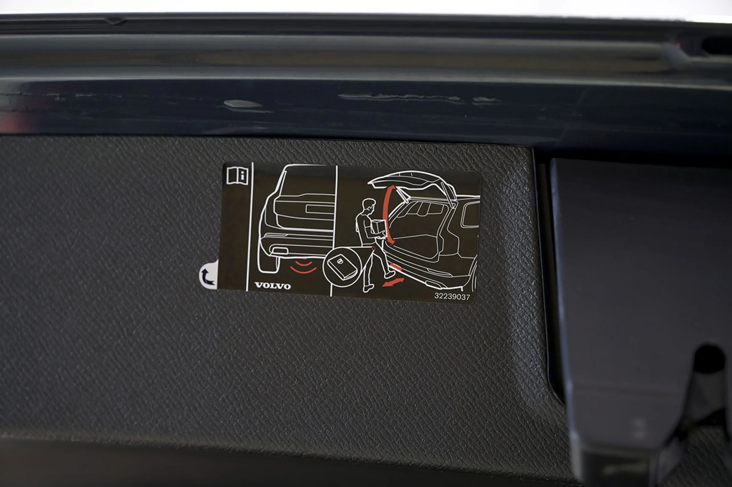 Volvo XC 90 XC90 2.0 B5 D AWD Momentum Pro Auto - Foto 39