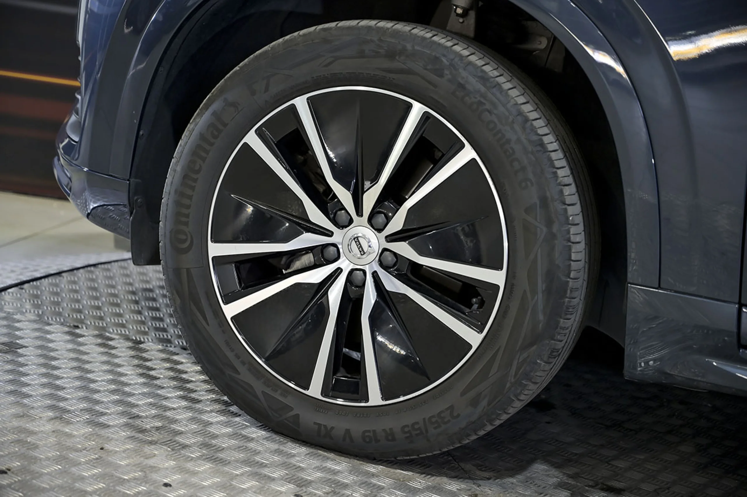 Volvo XC 90 XC90 2.0 B5 D AWD Momentum Pro Auto - Foto 14