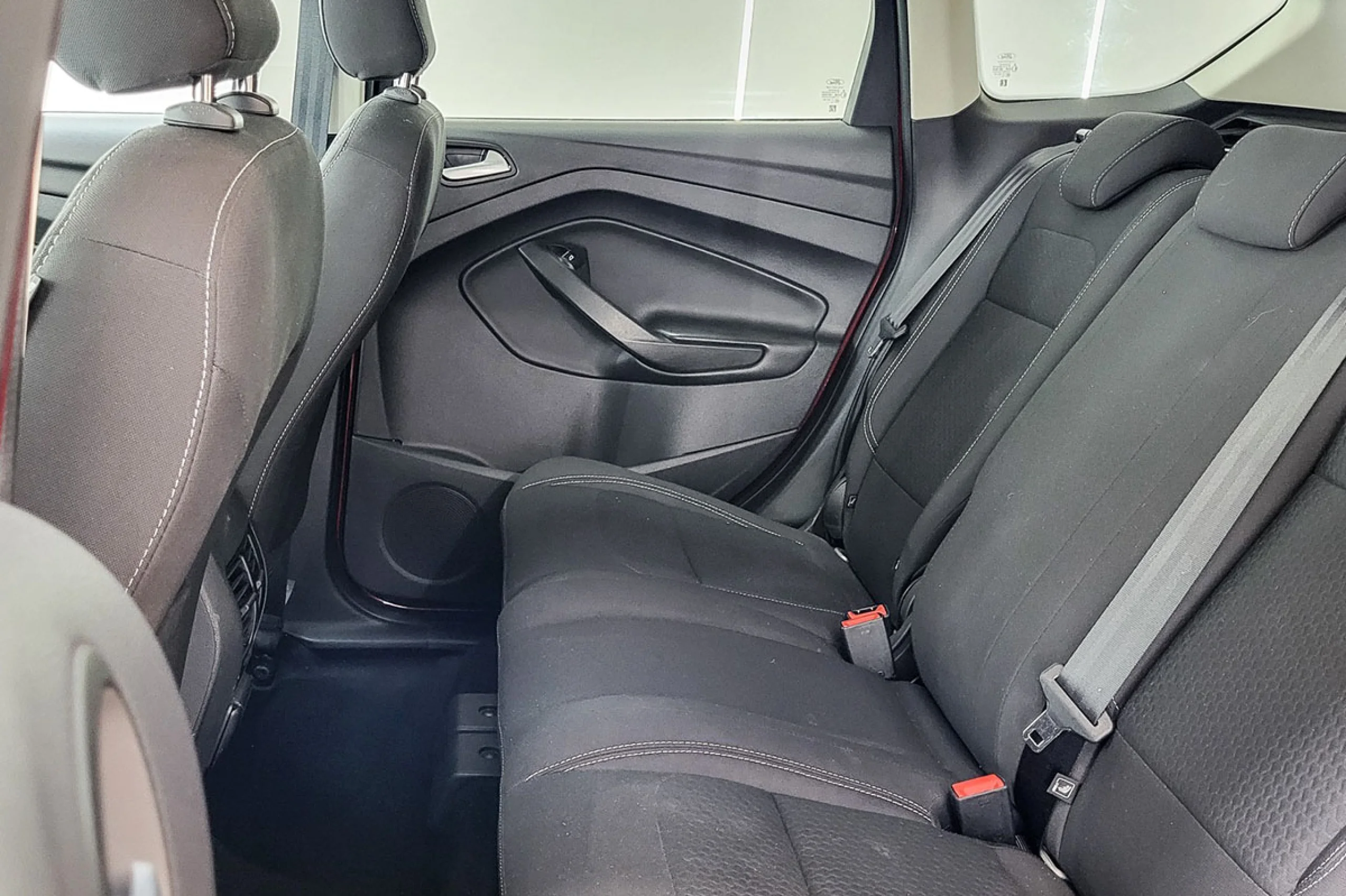 Ford Kuga 1.5 EcoBoost 88kW 4x2 STLine - Foto 14