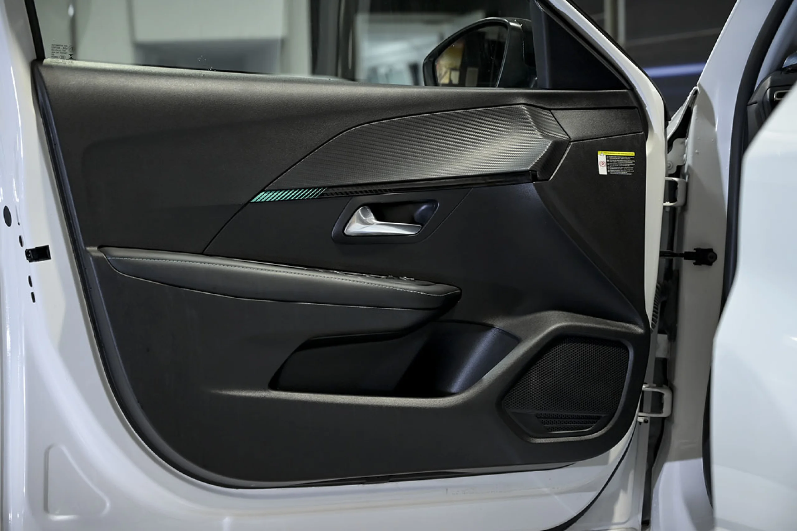 Peugeot 208 BlueHDi 73kW 100CV Allure - Foto 13