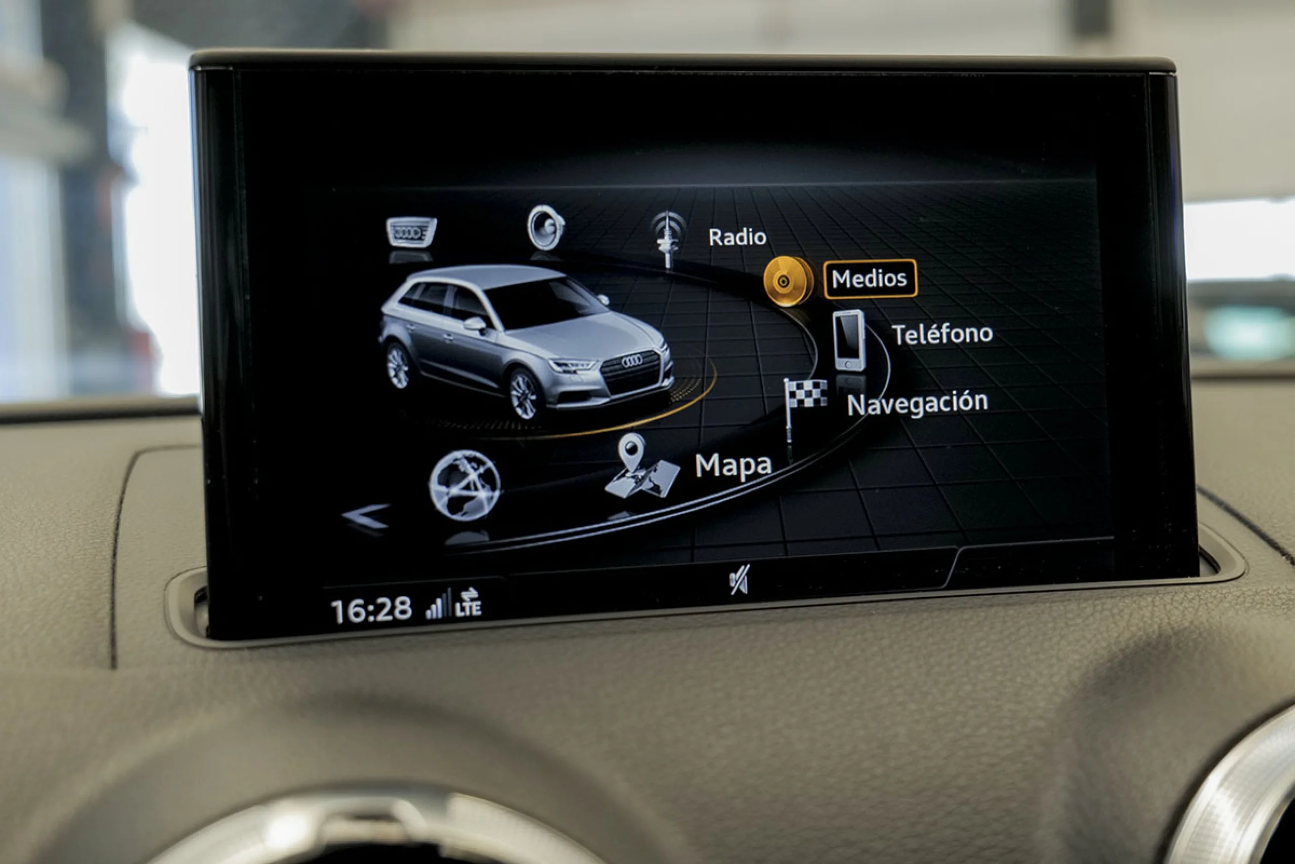 Audi E-TRON A3 Sportback 40 etron 150kW S tronic - Foto 8