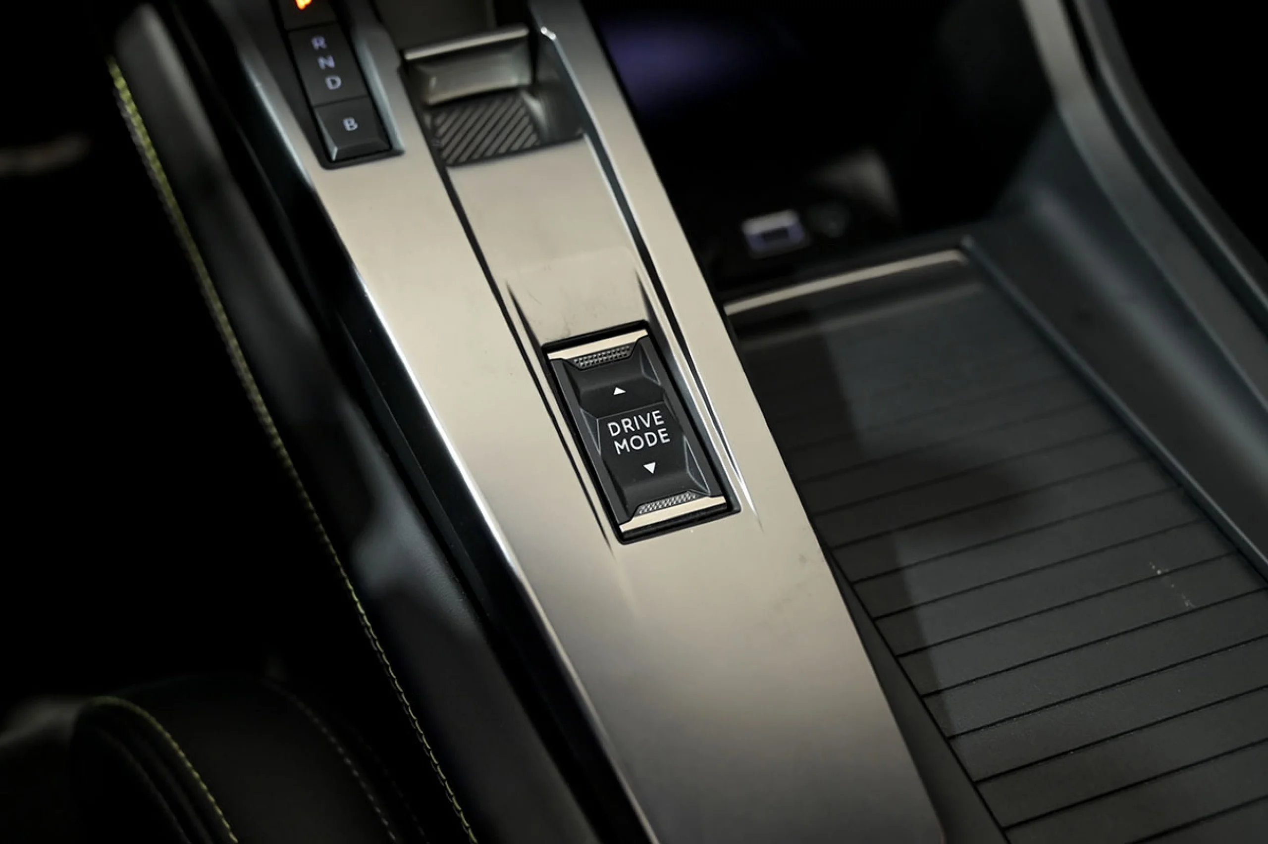 Peugeot 308 5P GT Pack Hybrid 225 eEAT8 - Foto 49