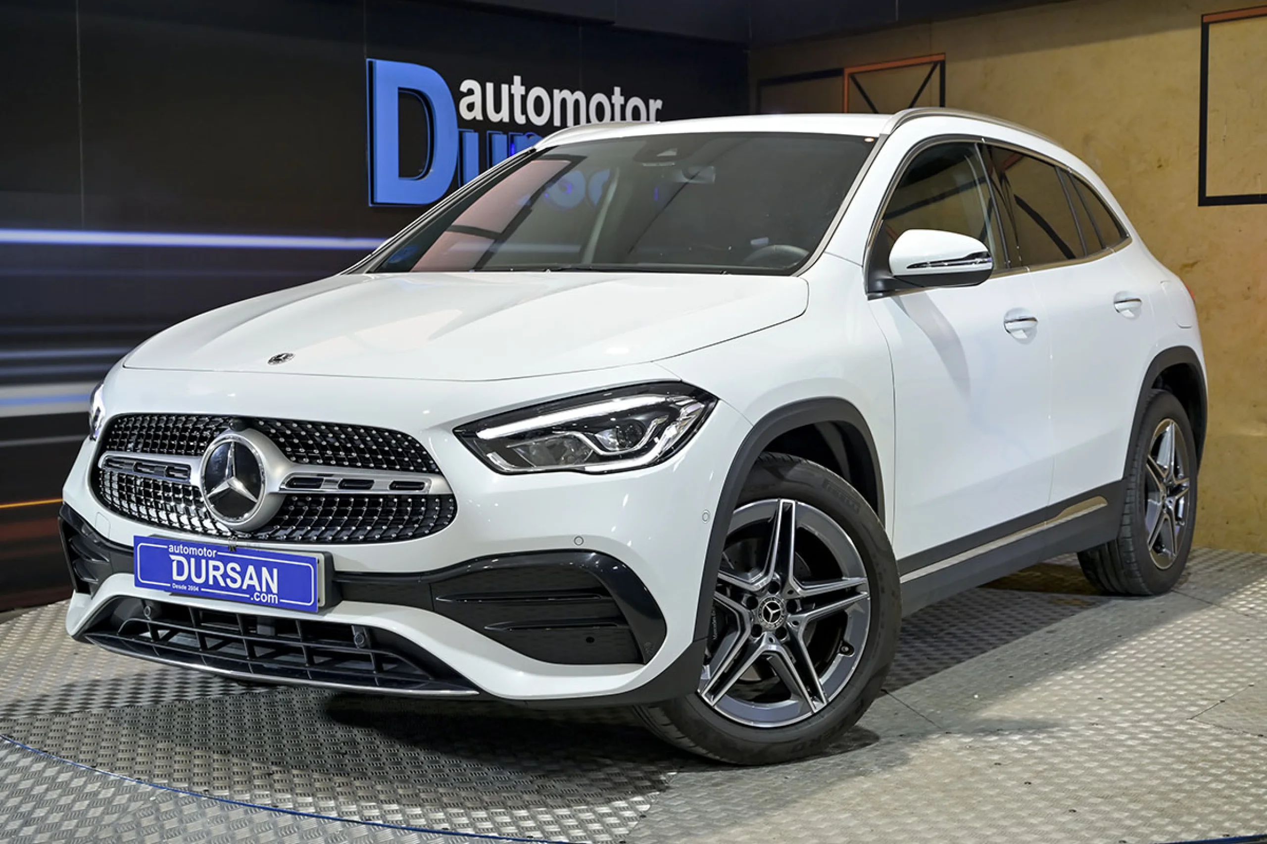 Mercedes-Benz GLA 250 GLA GLA 250 e - Foto 1