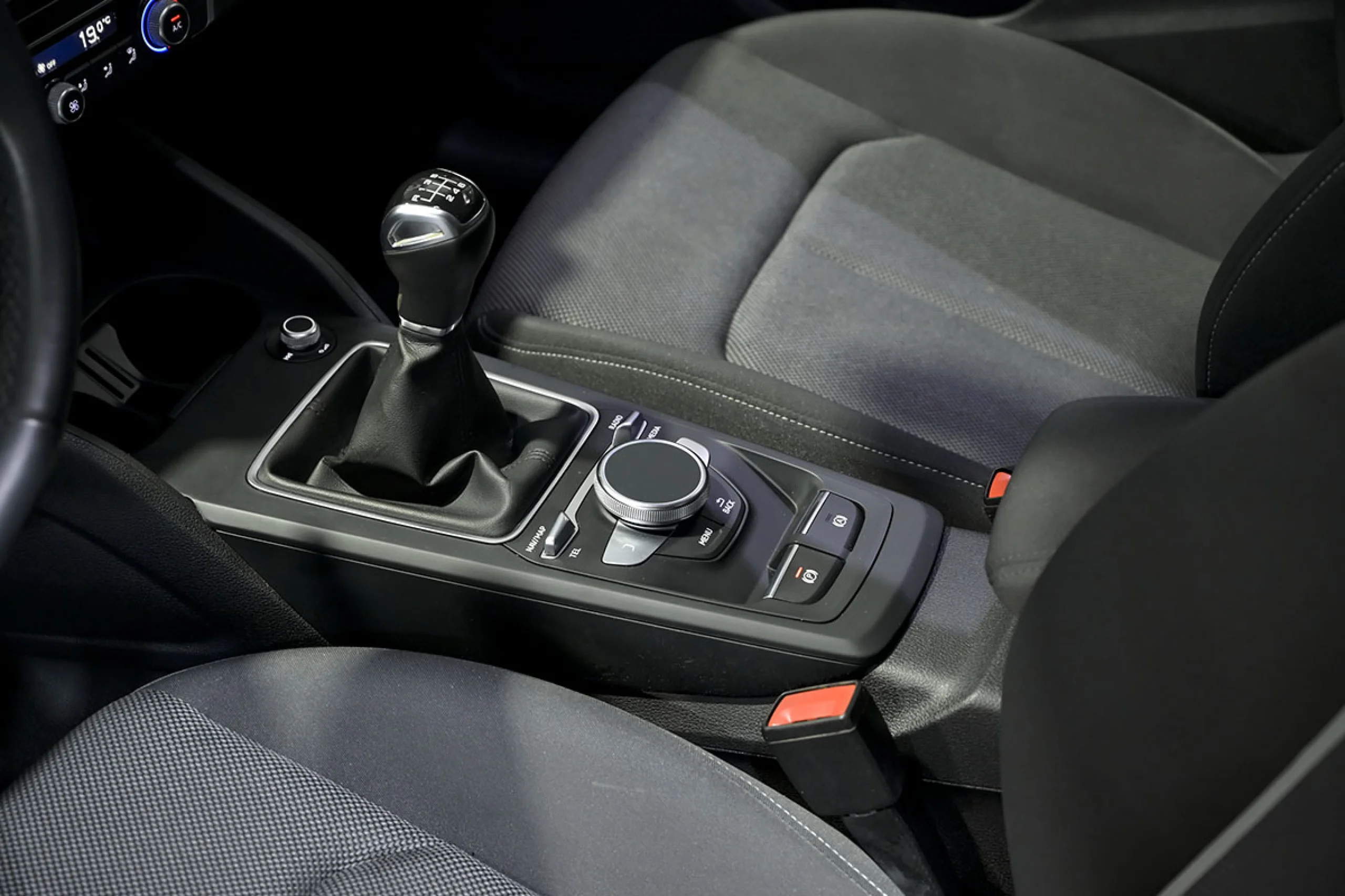 Audi Q2 S line 30 TDI 85kW 116CV - Foto 32