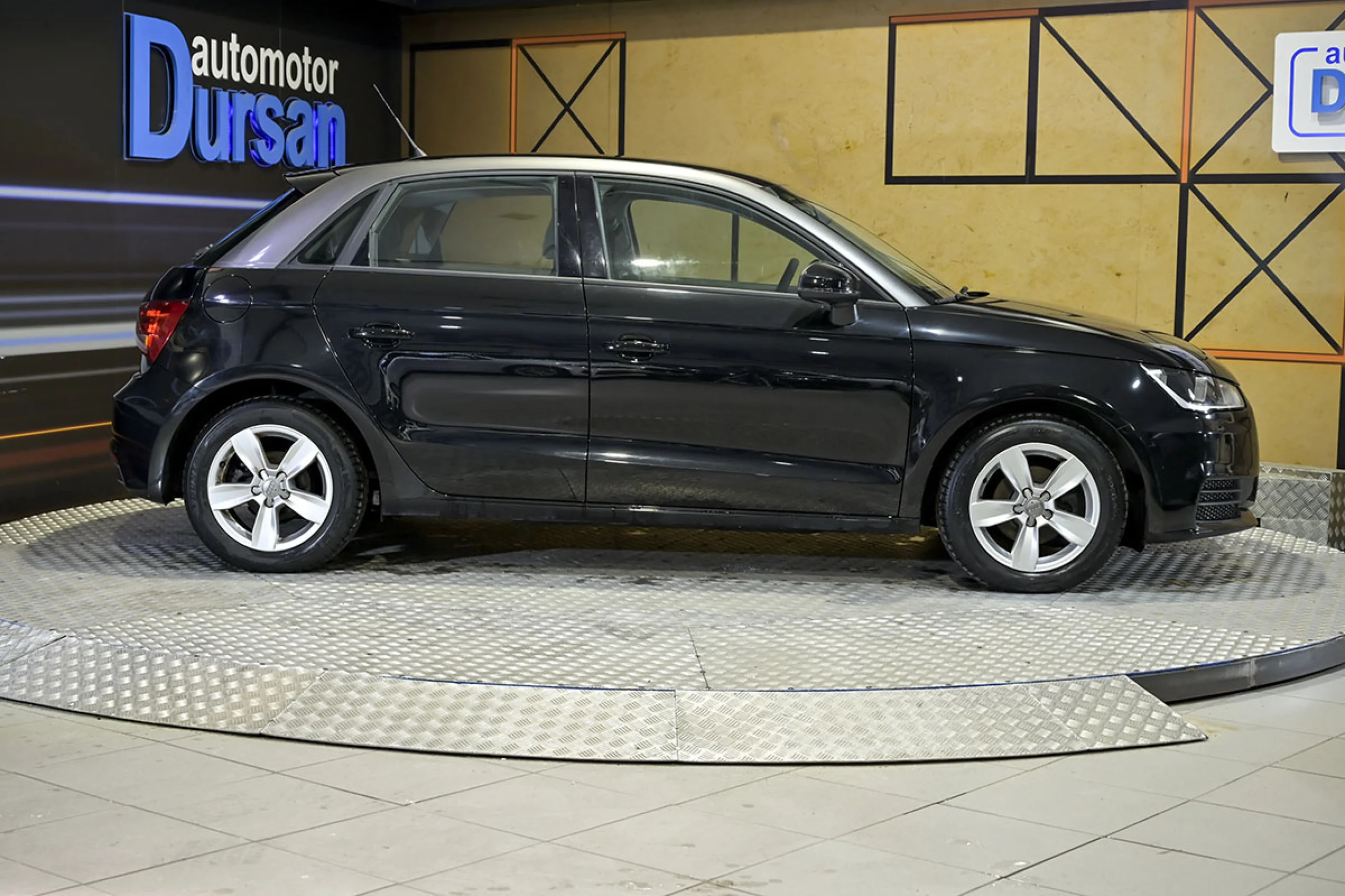 Audi A1 Sportback 1.4 TDI 90CV ultra Attraction - Foto 19