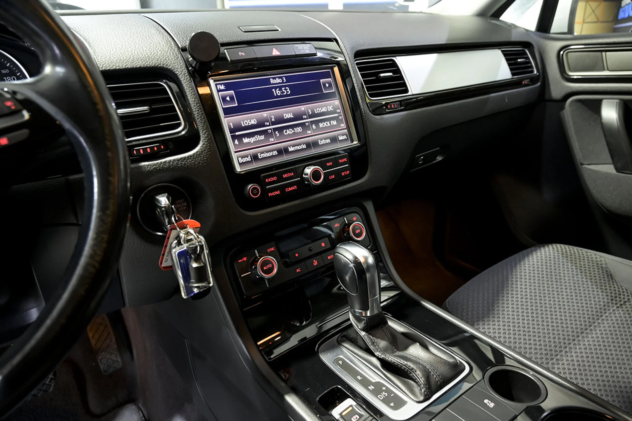 Volkswagen Touareg 3.0 V6 TDI 245 Tiptronic BlueMotion Tech - Foto 29