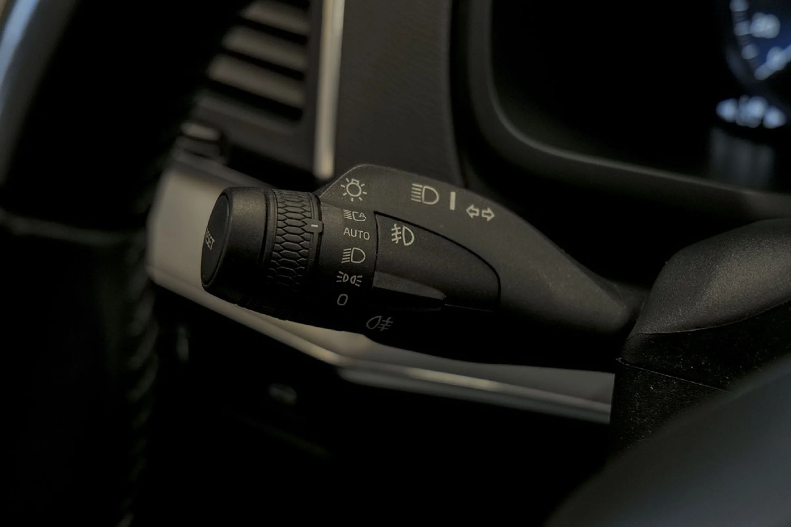 Volvo XC 90 XC90 2.0 D5 AWD Momentum Pro Auto - Foto 22