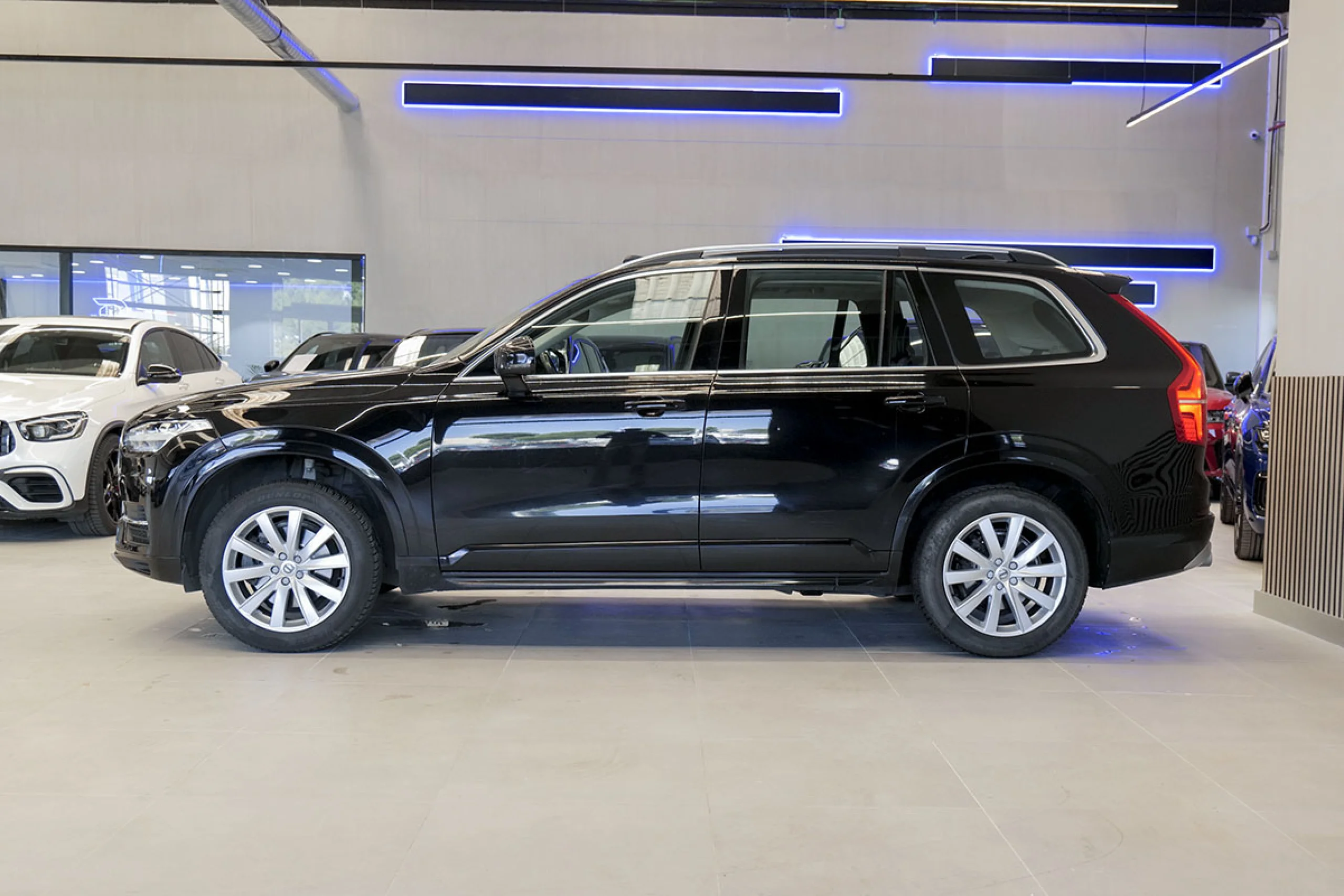 Volvo XC 90 XC90 2.0 D5 AWD Momentum Pro Auto - Foto 18