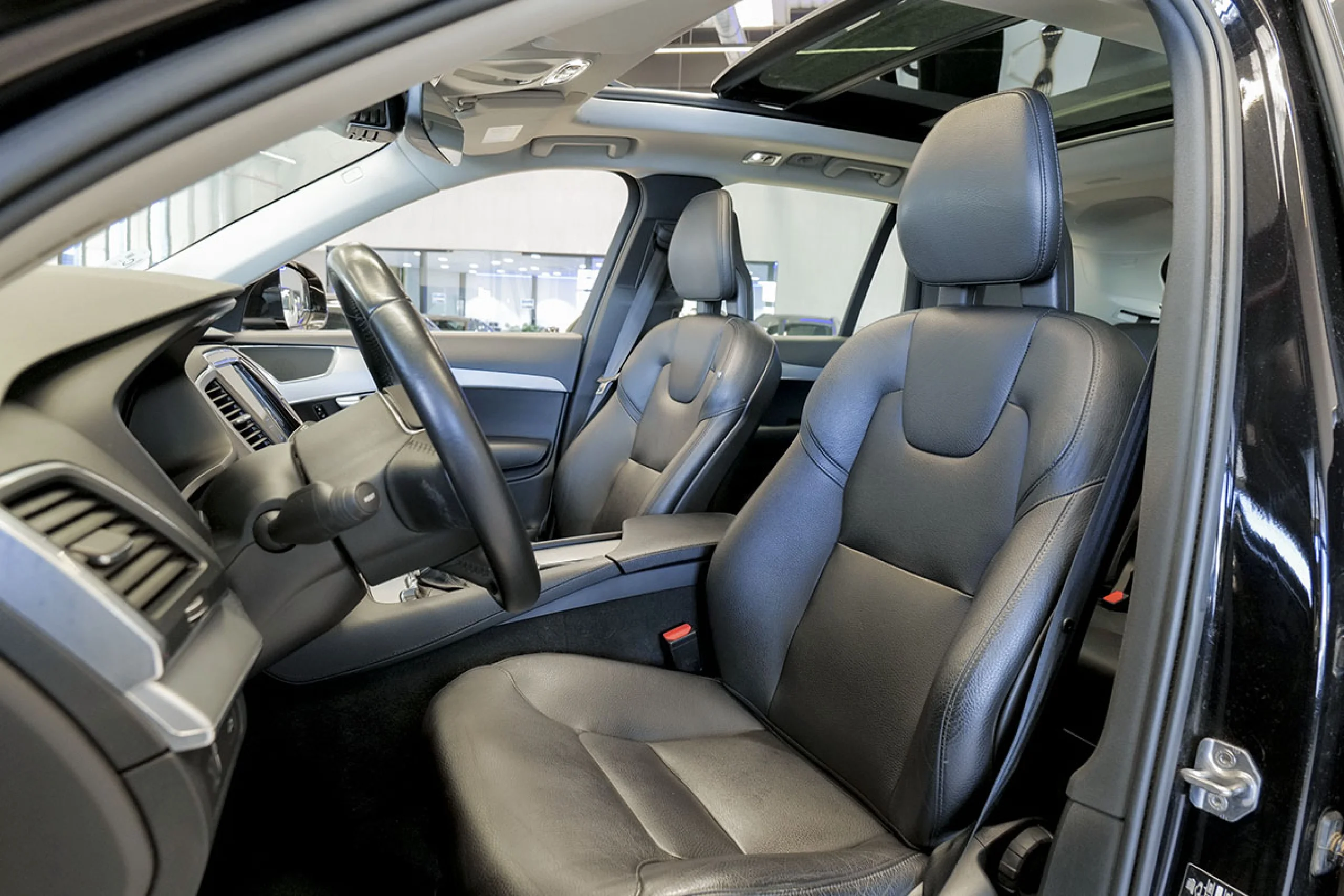 Volvo XC 90 XC90 2.0 D5 AWD Momentum Pro Auto - Foto 21