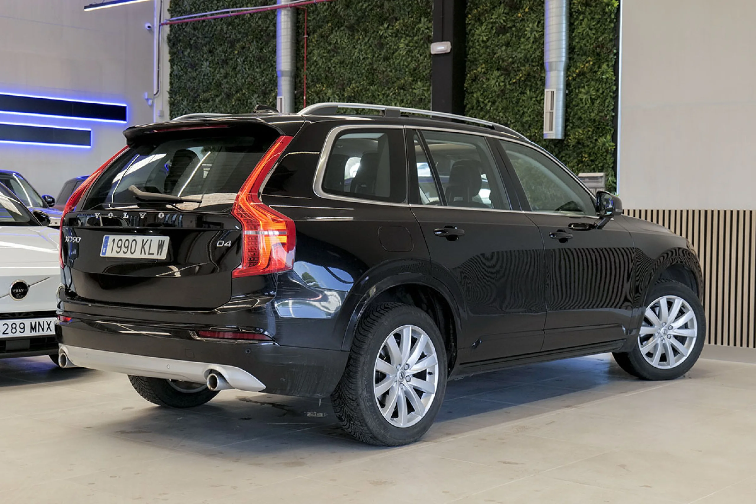 Volvo XC 90 XC90 2.0 D5 AWD Momentum Pro Auto - Foto 3