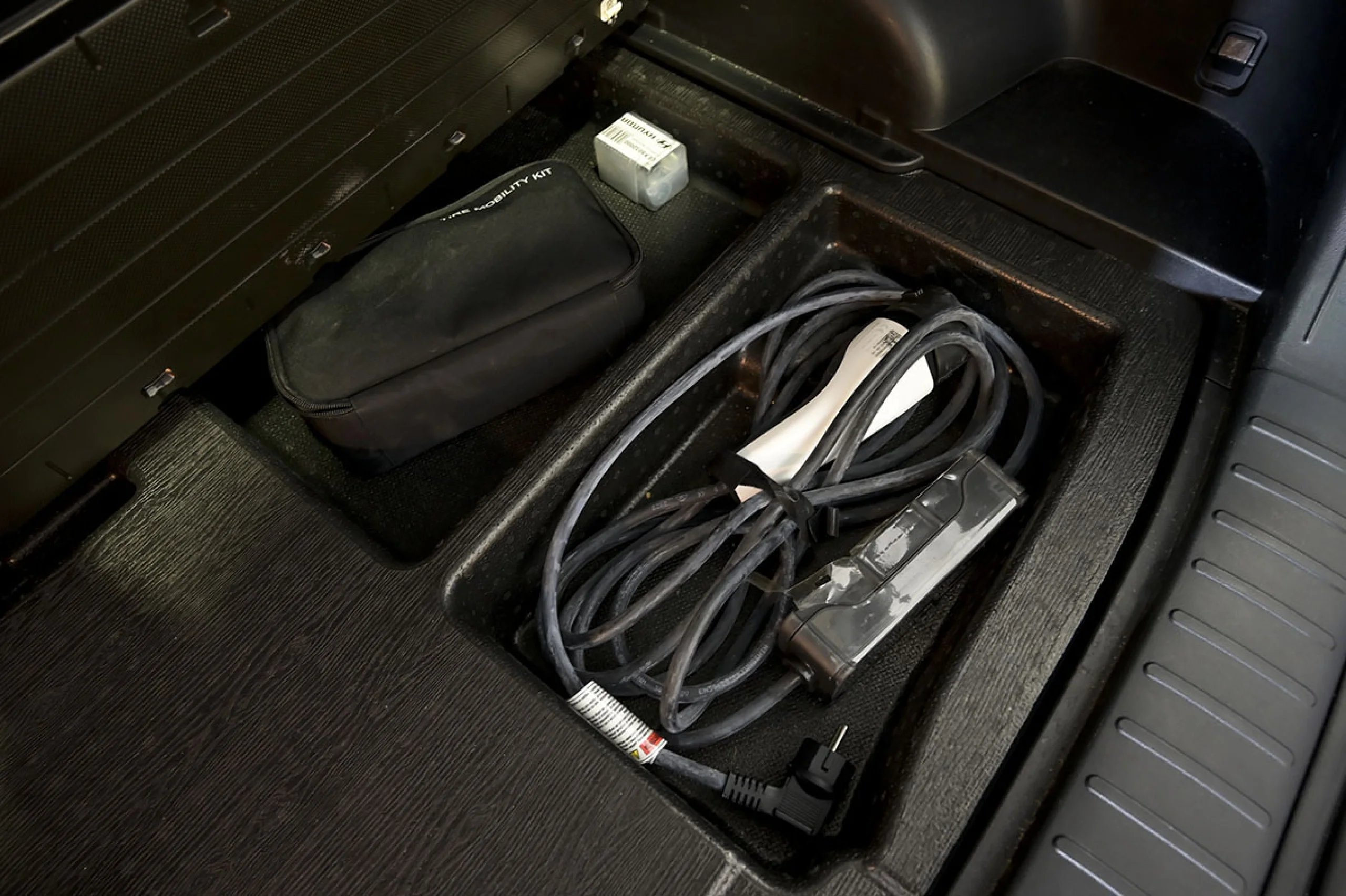 Hyundai Tucson 1.6 TGDI PHEV 195kW Maxx Auto 4X4 - Foto 34