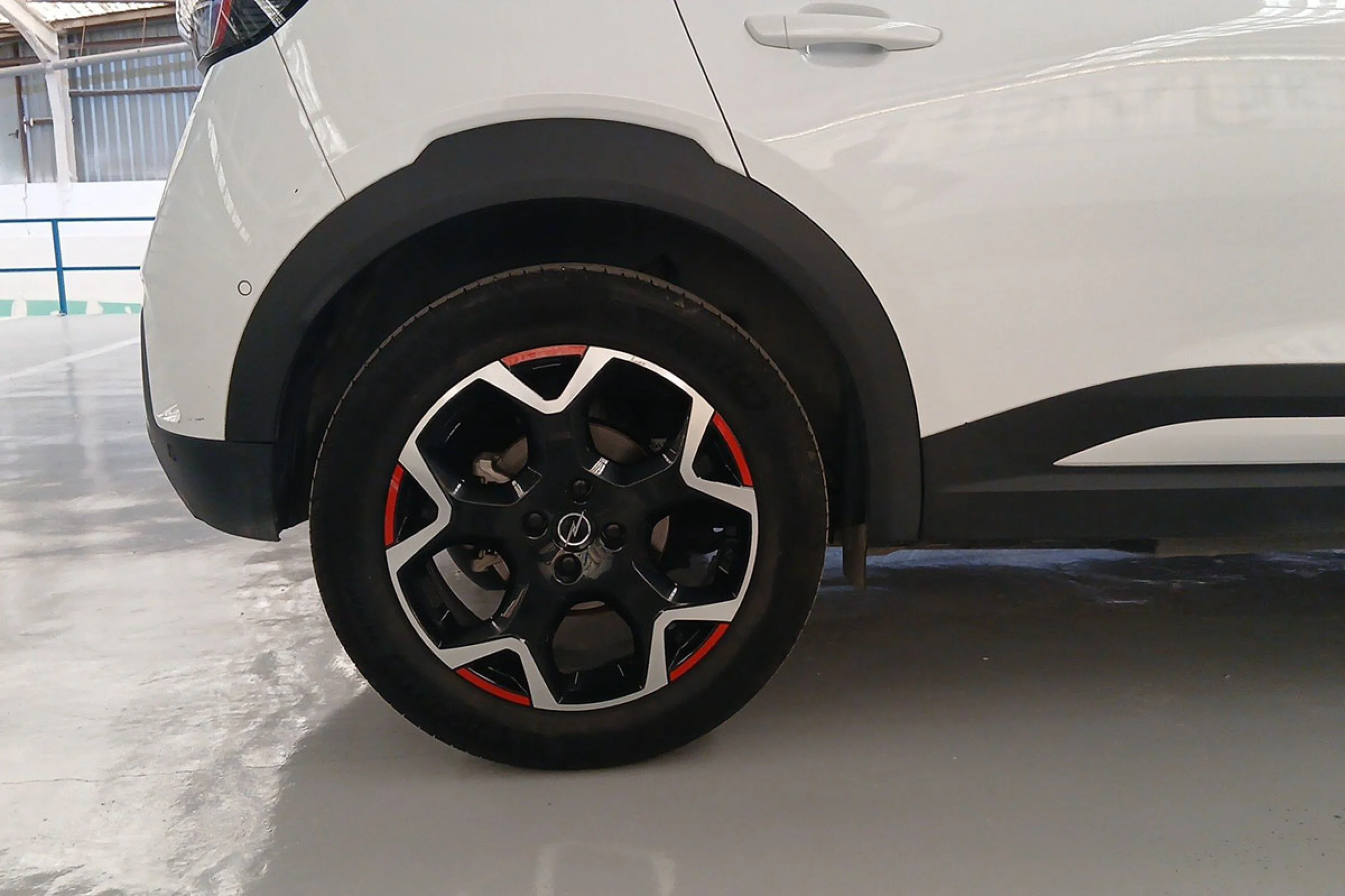 Opel Mokka e BEV 50kWh 100kW 136CV GSe - Foto 13