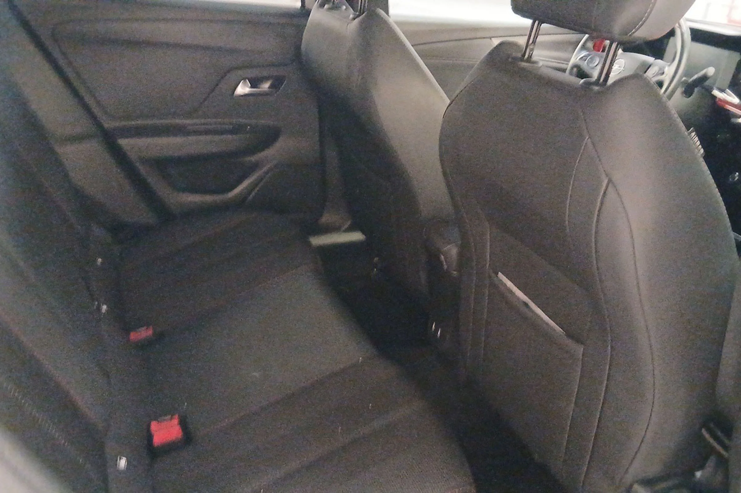 Opel Mokka e BEV 50kWh 100kW 136CV GSe - Foto 14