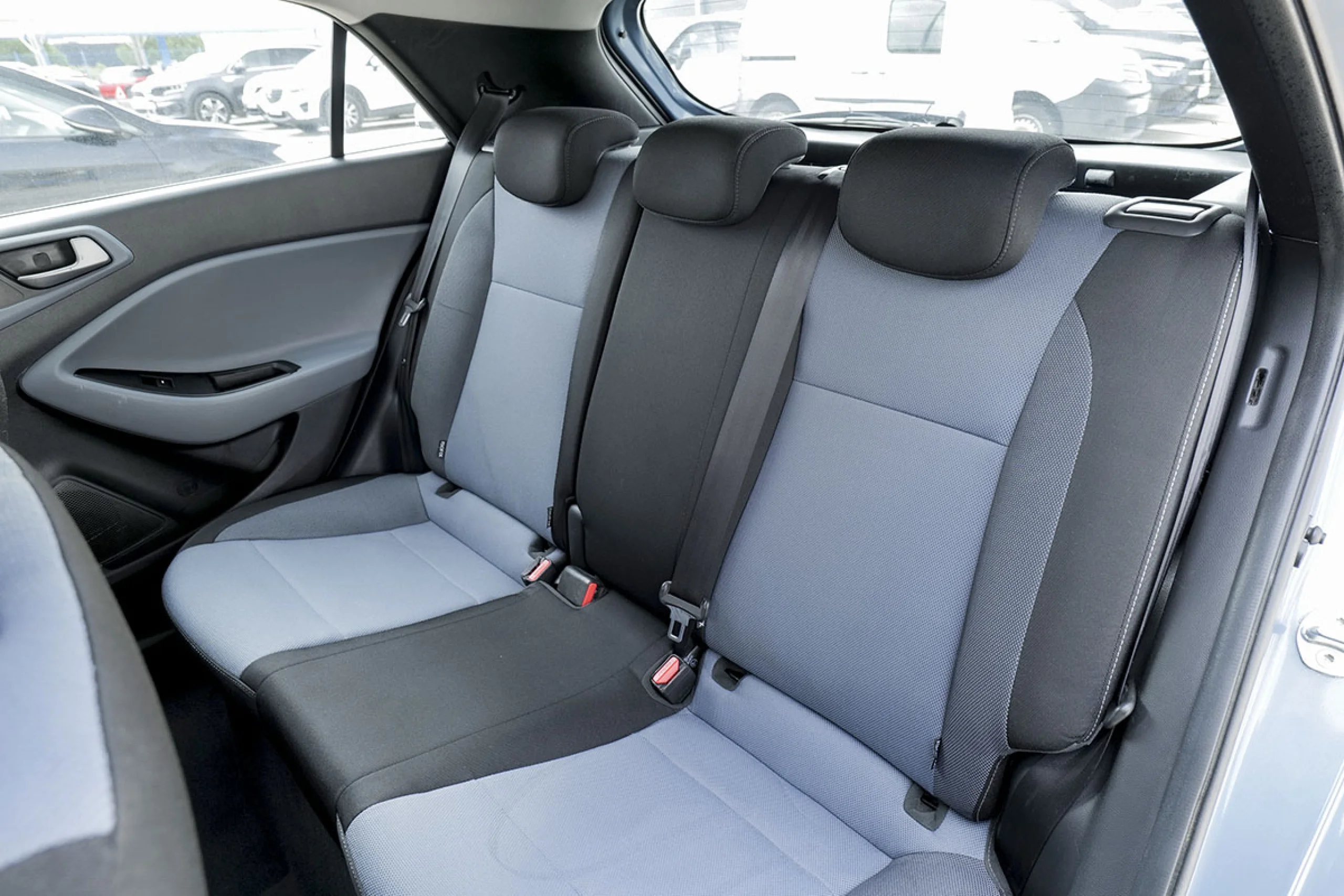 Hyundai I20 1.2 MPI Essence - Foto 12