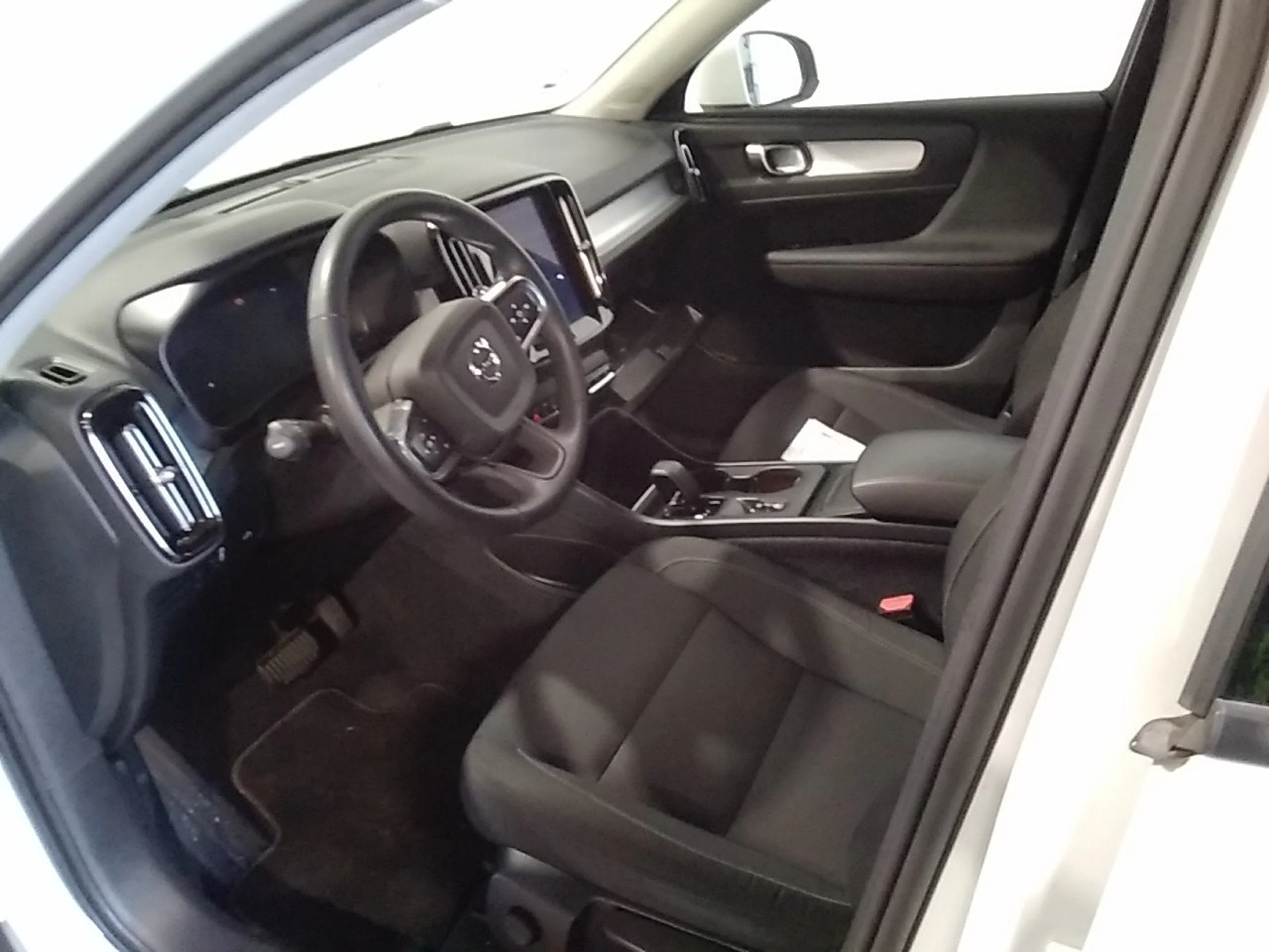 Volvo XC 40 XC40 1.5 T2 Momentum Pro Auto - Foto 7