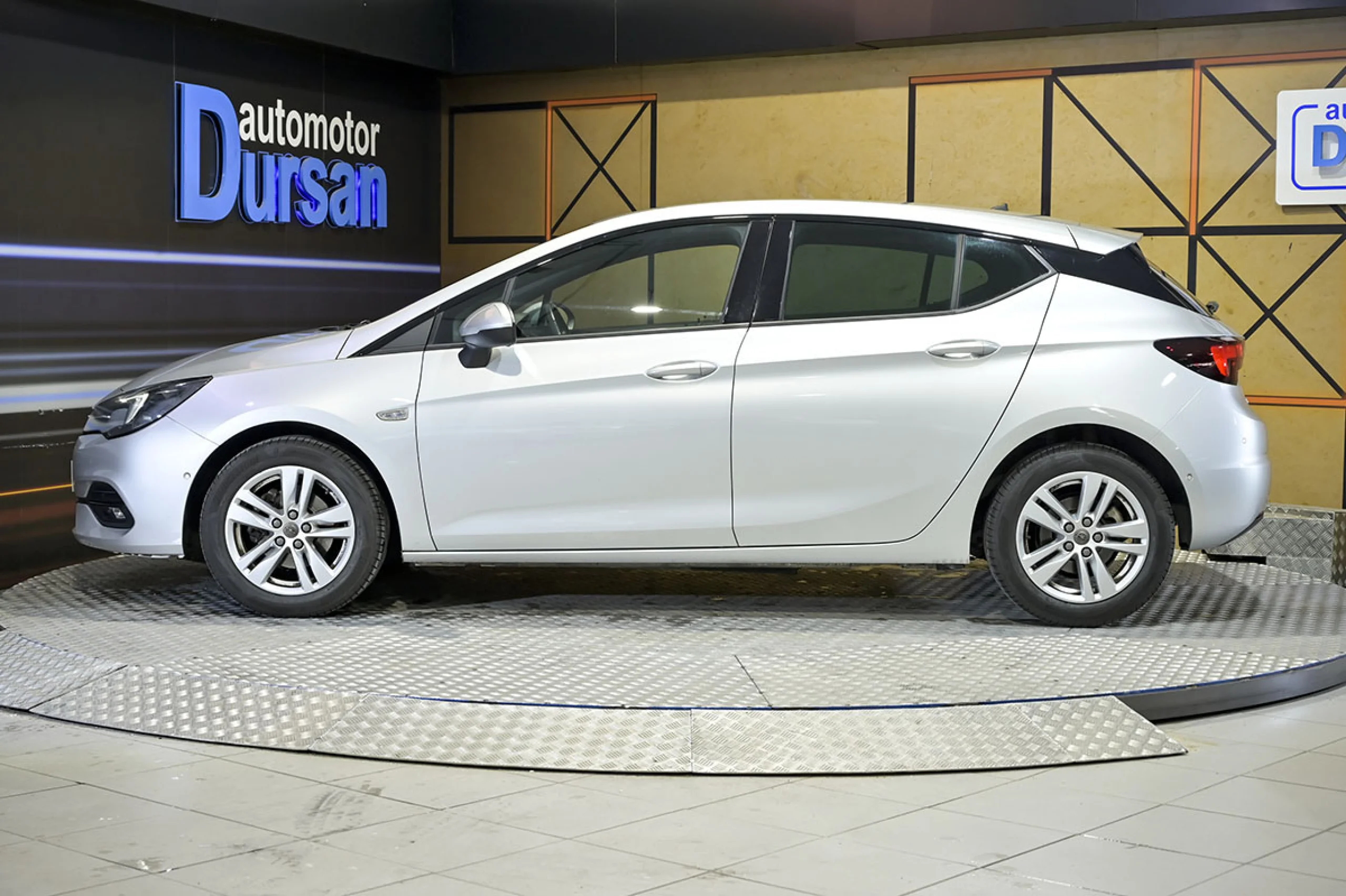 Opel Astra 1.2T SHL 81kW 110CV GS Line - Foto 19