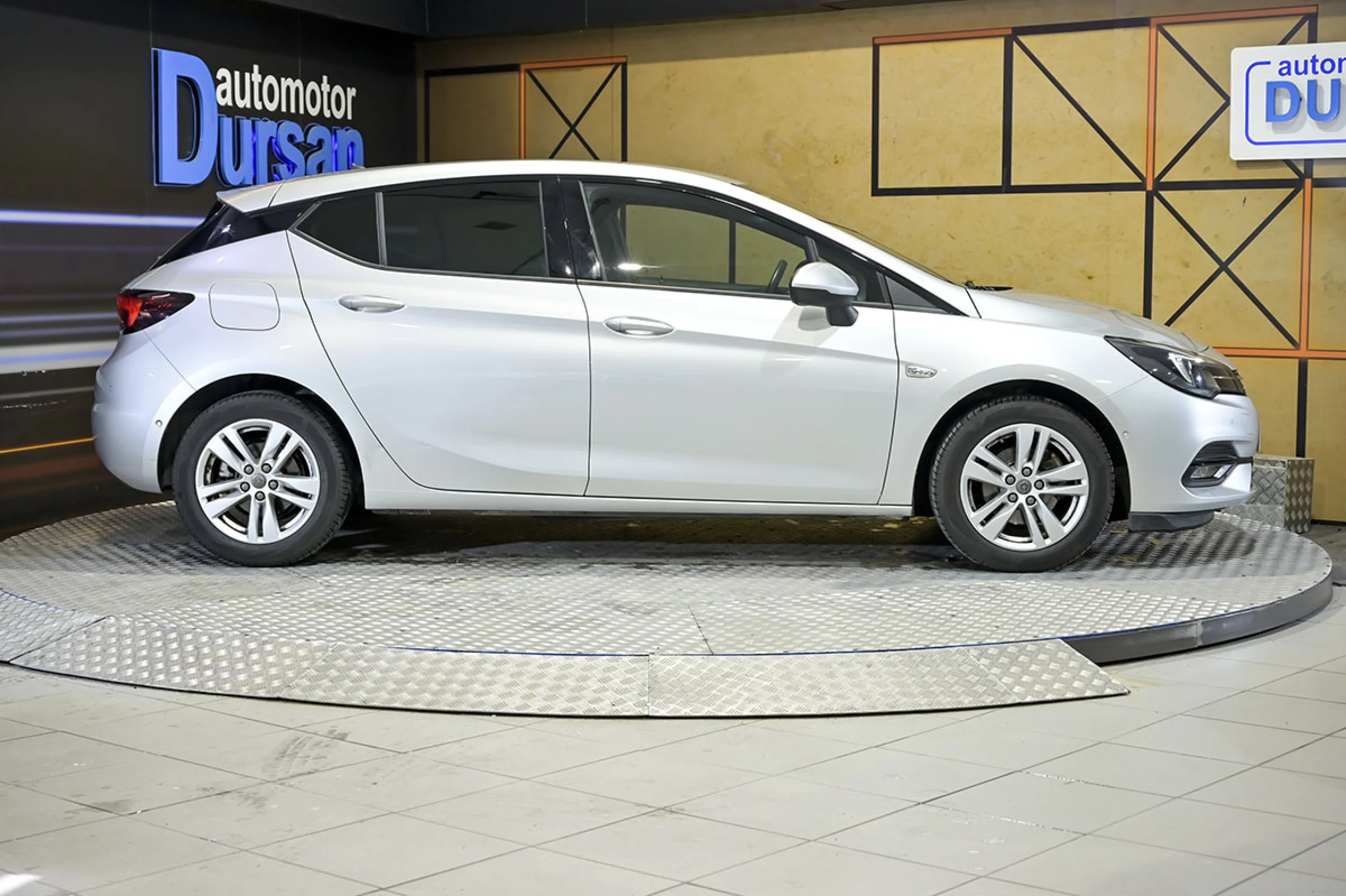 Opel Astra 1.2T SHL 81kW 110CV GS Line - Foto 20