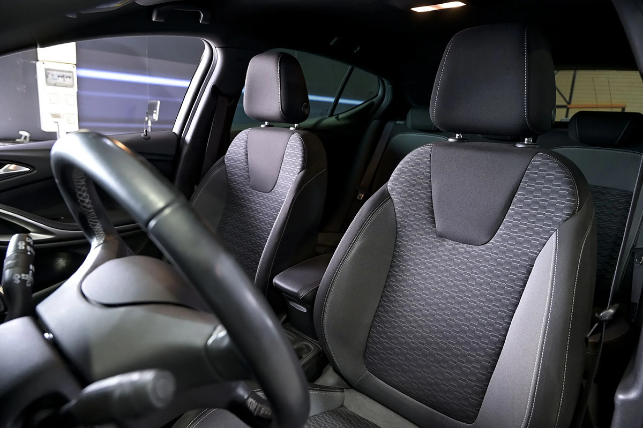 Opel Astra 1.2T SHL 81kW 110CV GS Line - Foto 22