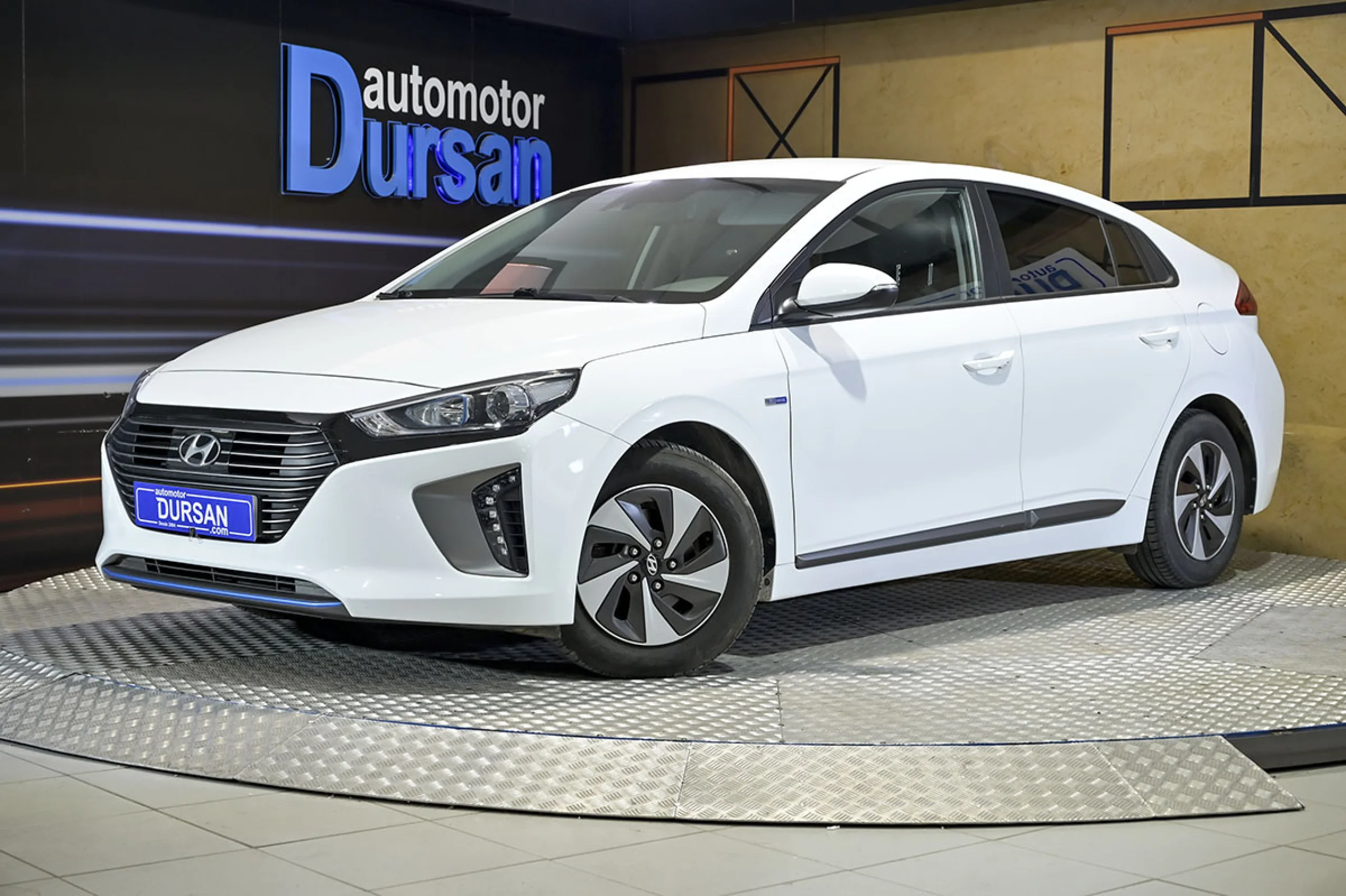 Hyundai Ioniq 1.6 GDI HEV Klass DT - Foto 1