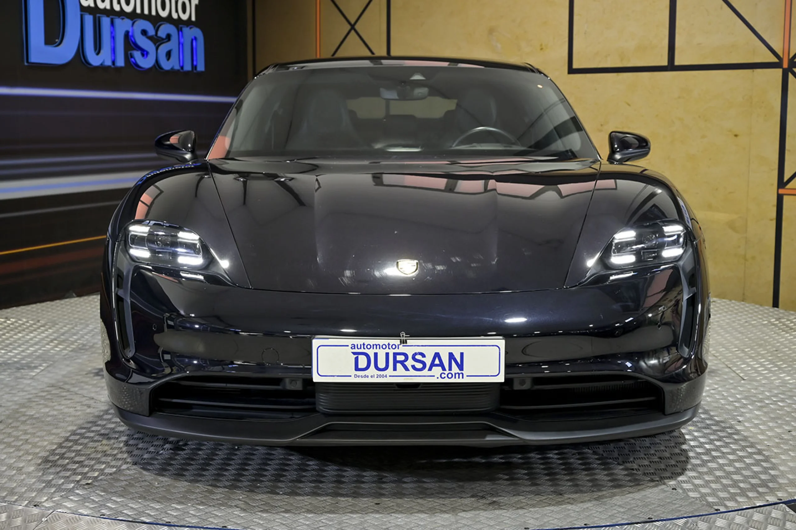 Porsche Taycan Porsche Taycan - Foto 2