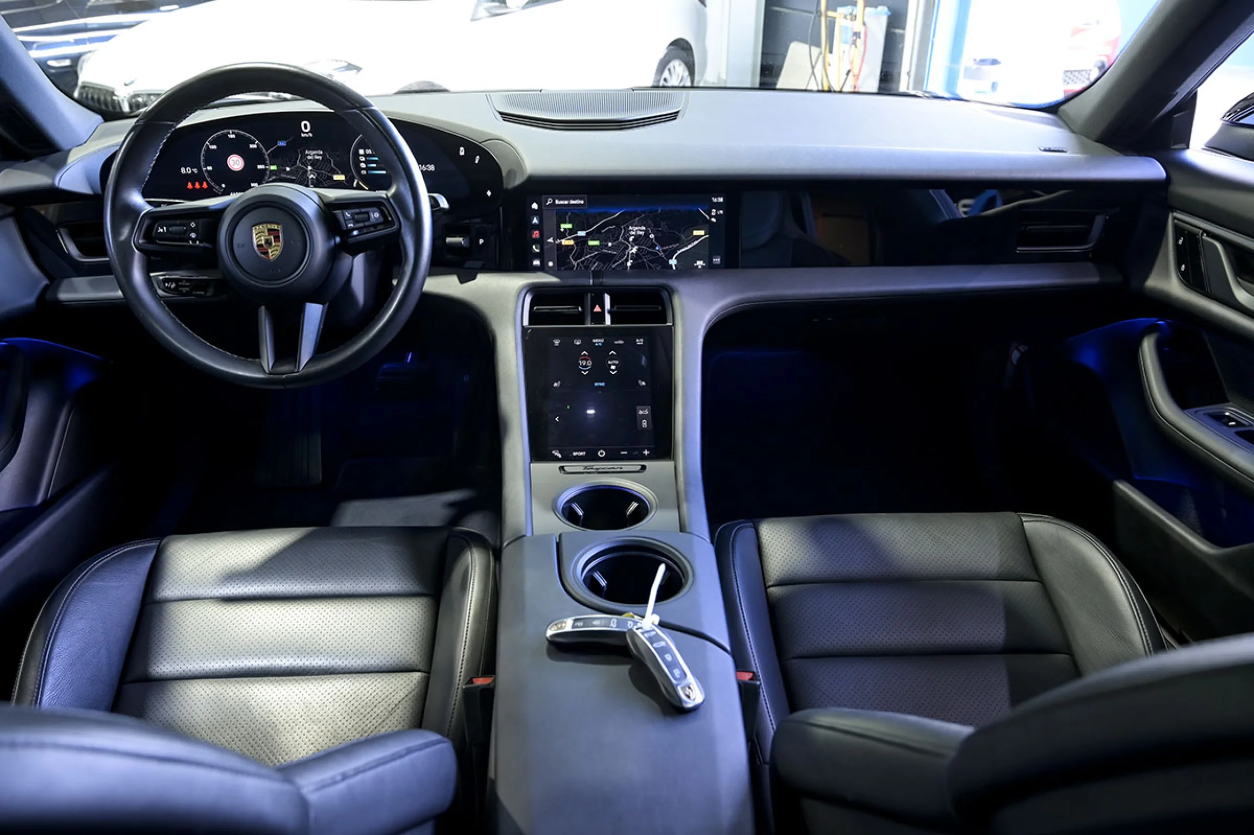 Porsche Taycan Porsche Taycan - Foto 8