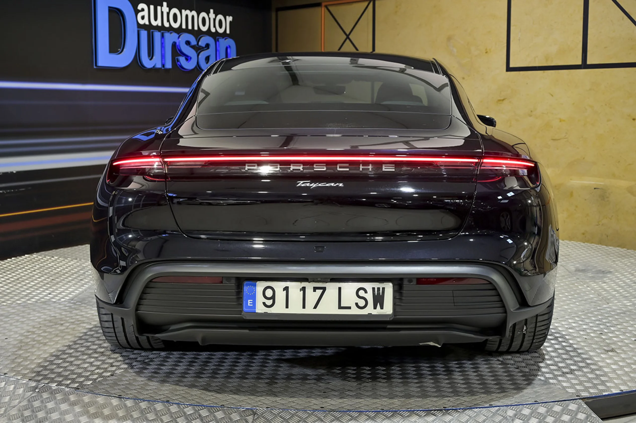 Porsche Taycan Porsche Taycan - Foto 11