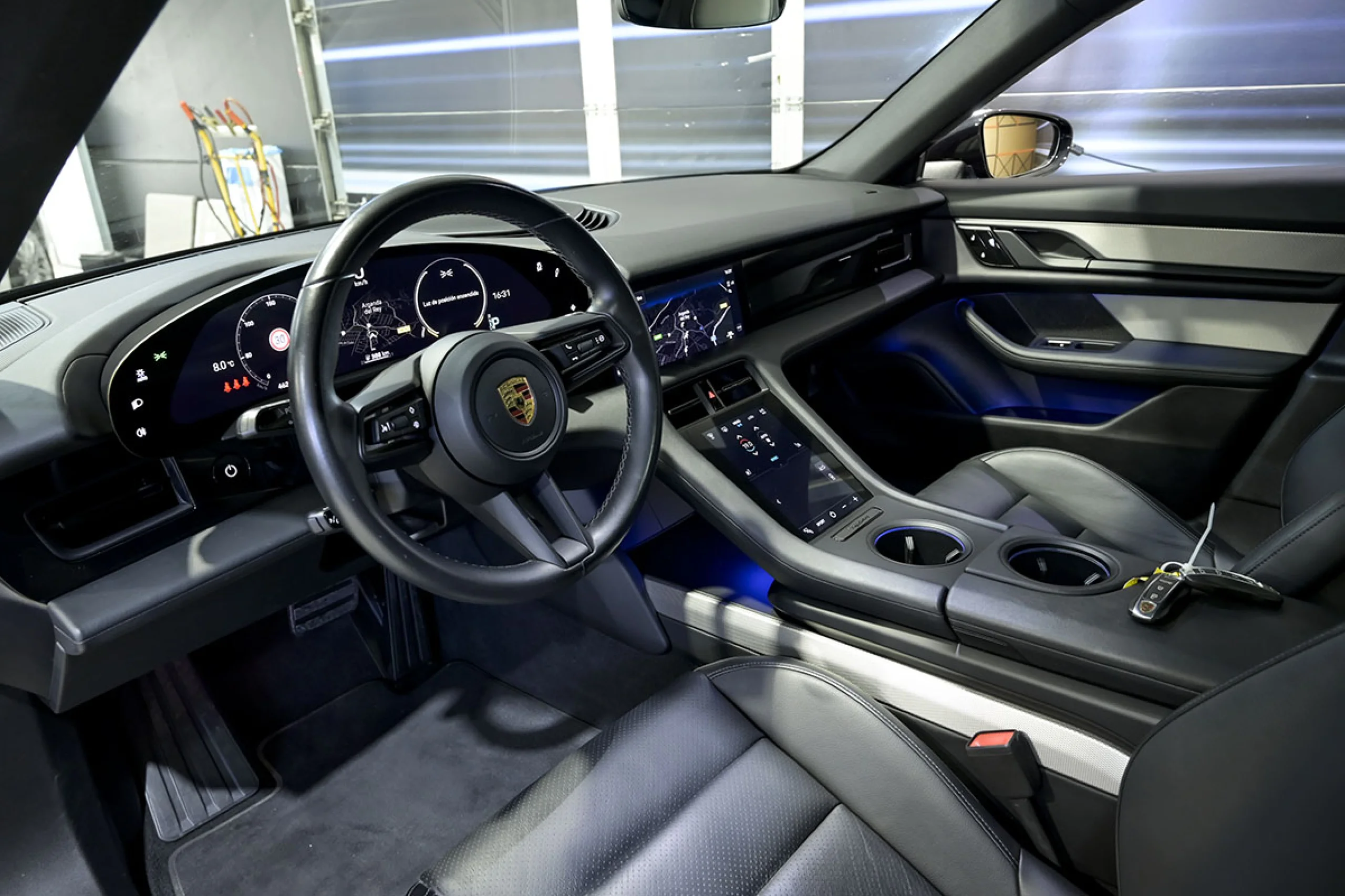 Porsche Taycan Porsche Taycan - Foto 6