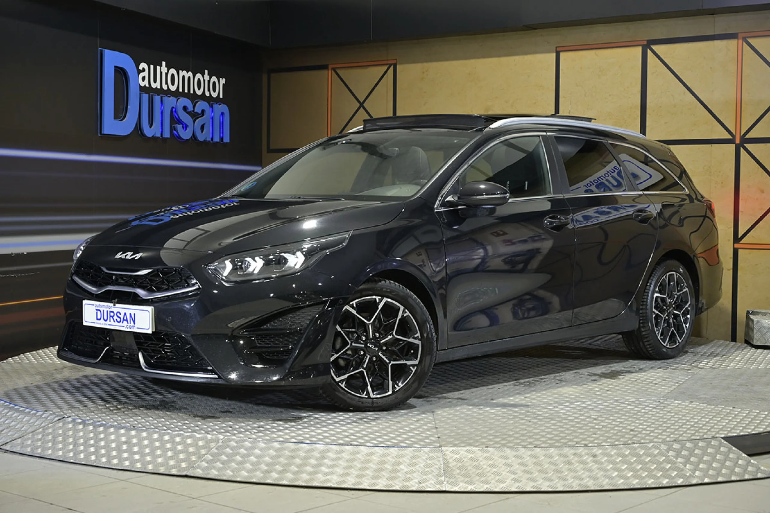 Kia Ceed Tourer Tourer 1.5 MHEV 118kW160CV GT Line DCT - Foto 1