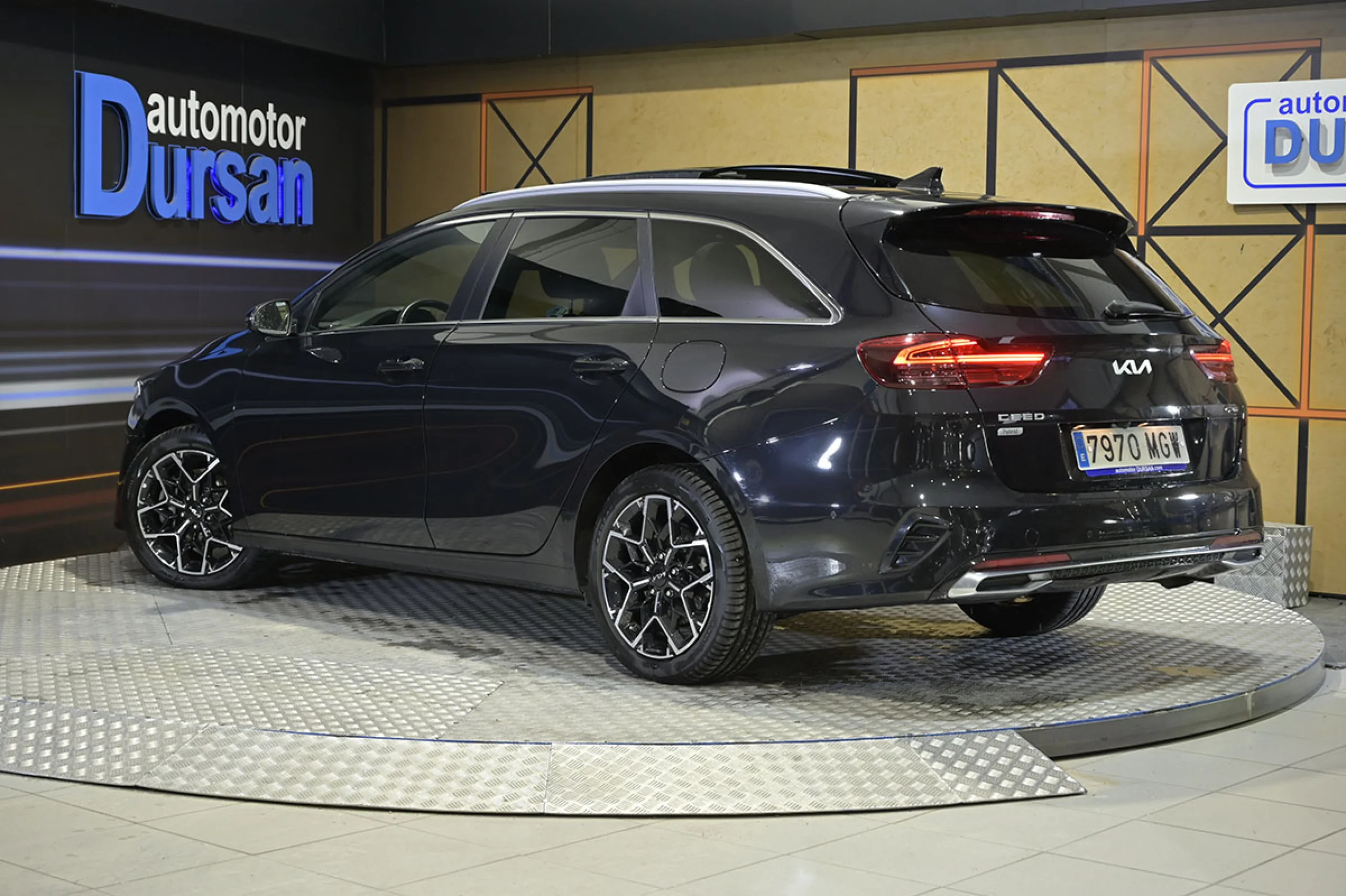 Kia Ceed Tourer Tourer 1.5 MHEV 118kW160CV GT Line DCT - Foto 4