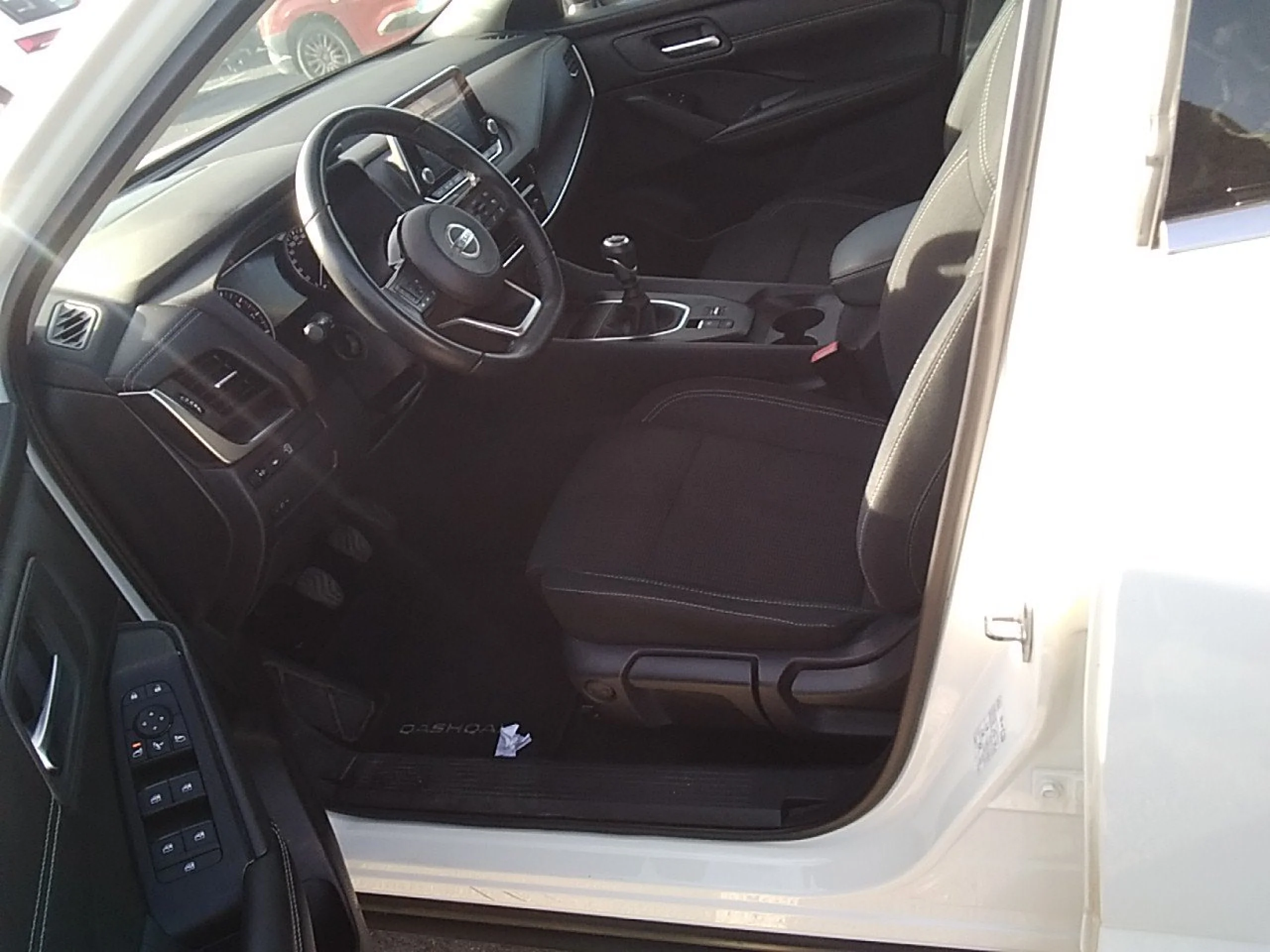 Nissan Qashqai DIG-T 103kW (140CV) mHEV 4x2 Acenta - Foto 7