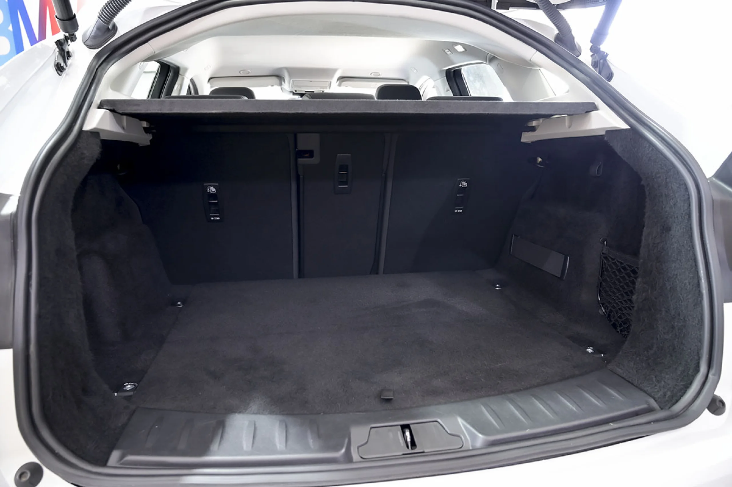 Jaguar E-Pace 2.0D 163PS MHEV S 4WD Auto - Foto 13