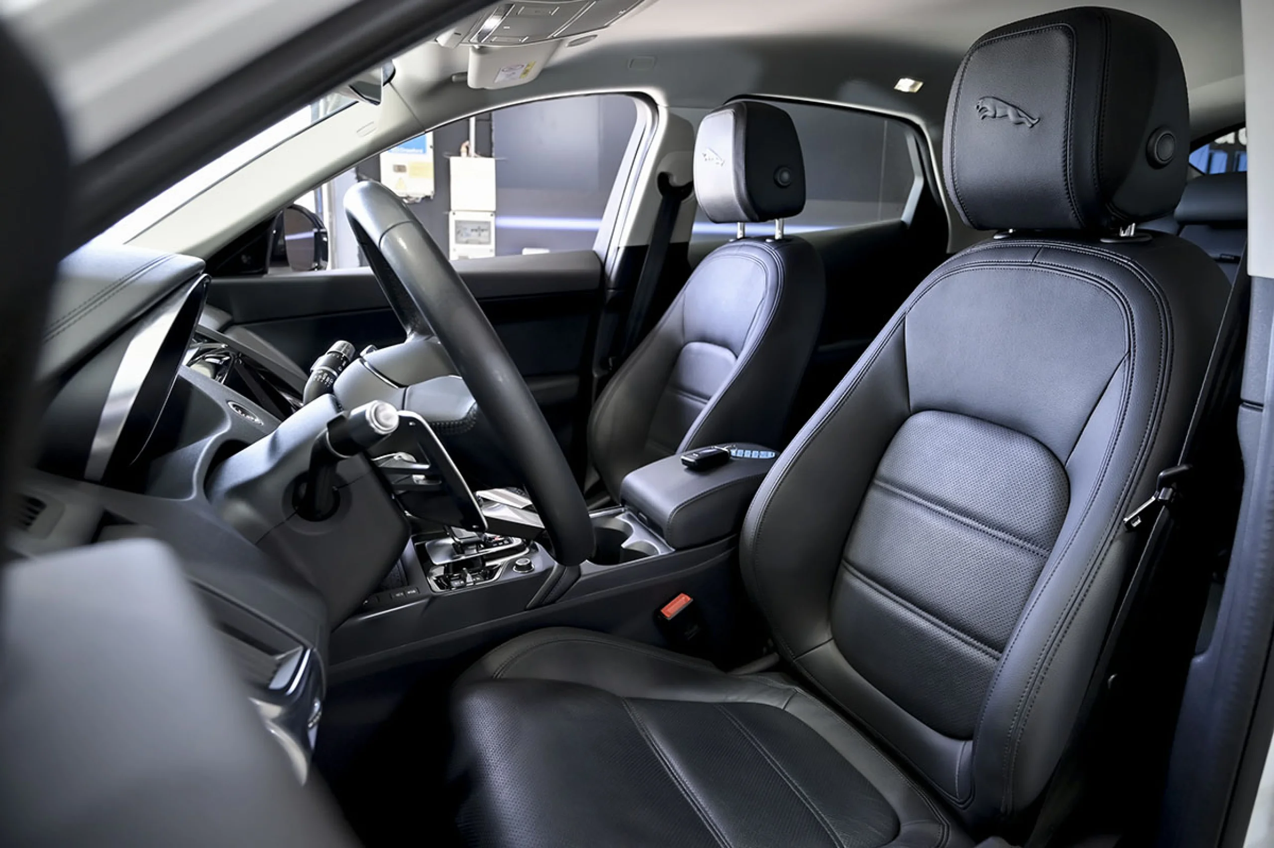 Jaguar E-Pace 2.0D 163PS MHEV S 4WD Auto - Foto 25