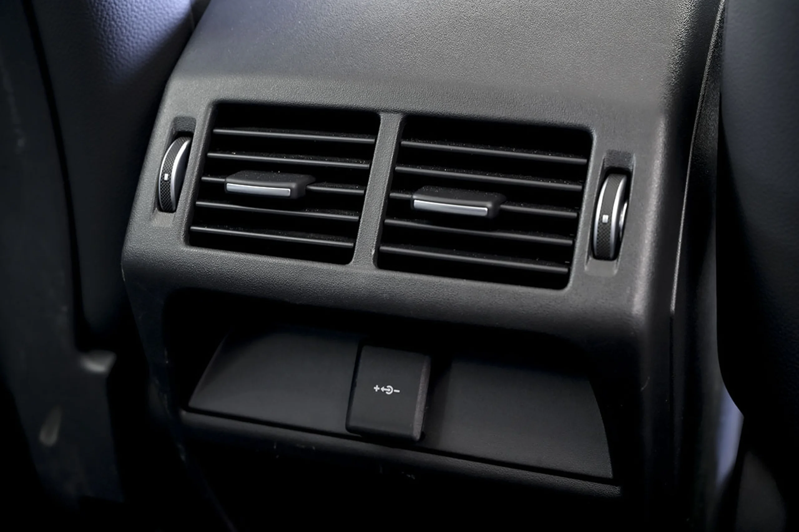 Jaguar E-Pace 2.0D 163PS MHEV S 4WD Auto - Foto 47