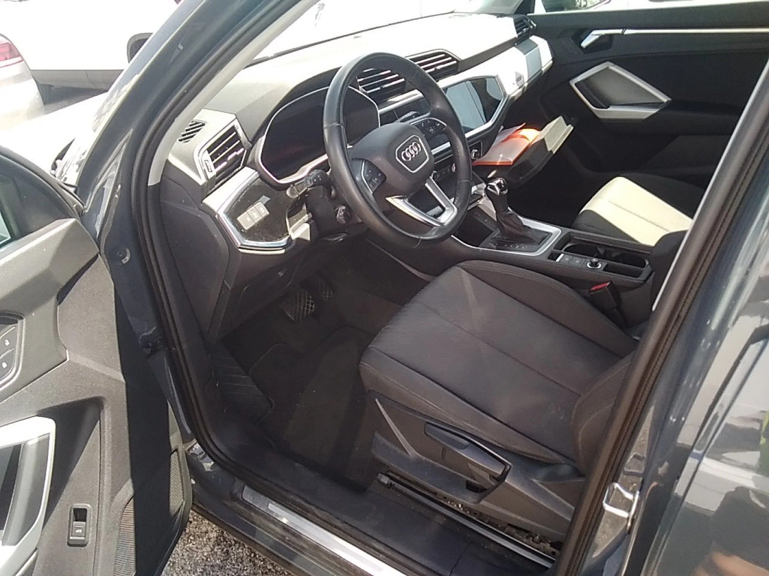 Audi Q3 Advanced 35 TDI 110kW (150CV) S tronic - Foto 7