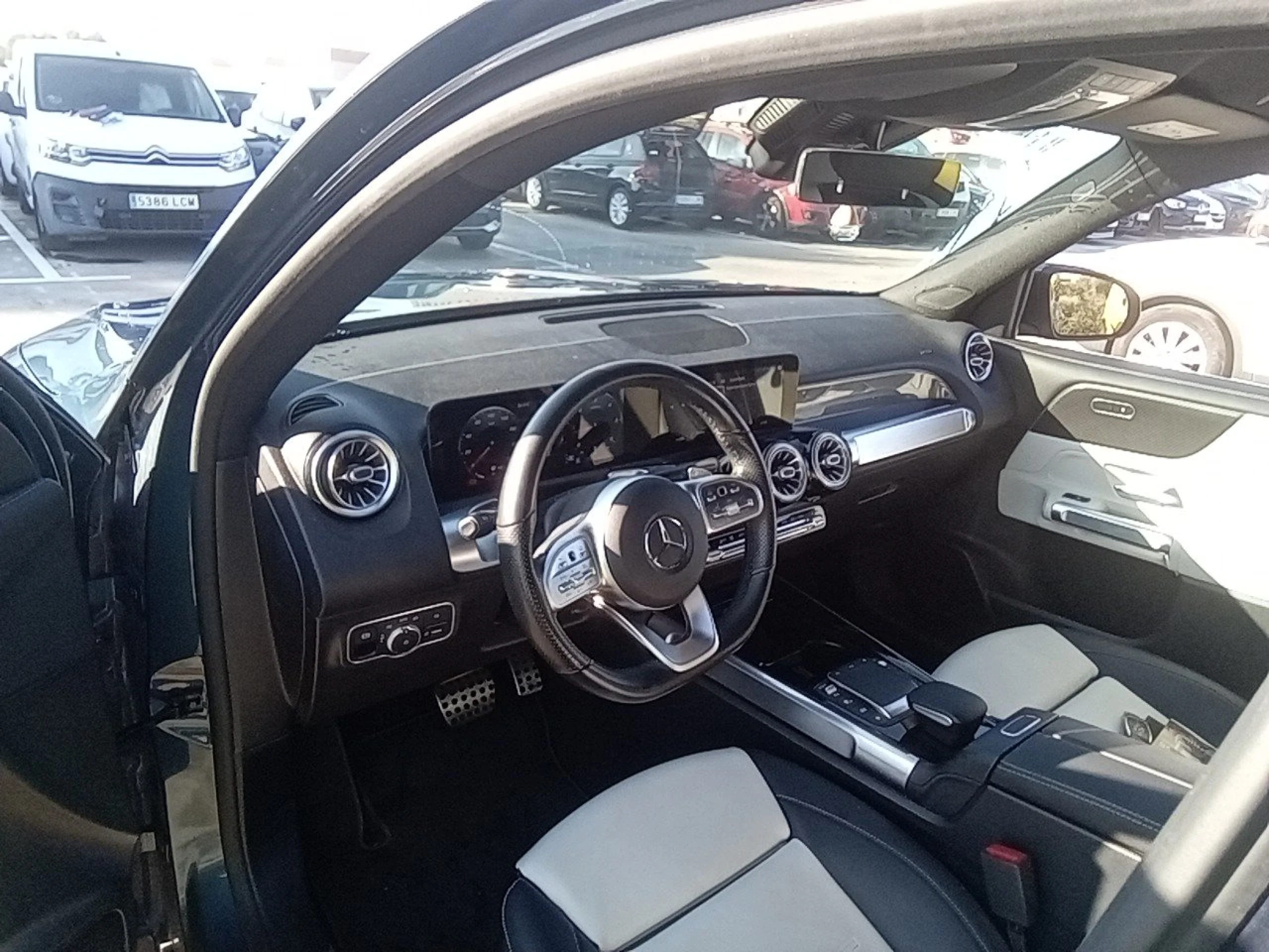 Mercedes-Benz GLB 200 MERCEDES GLB 2.0  200 D DCT 110KW (150CV) - Foto 7