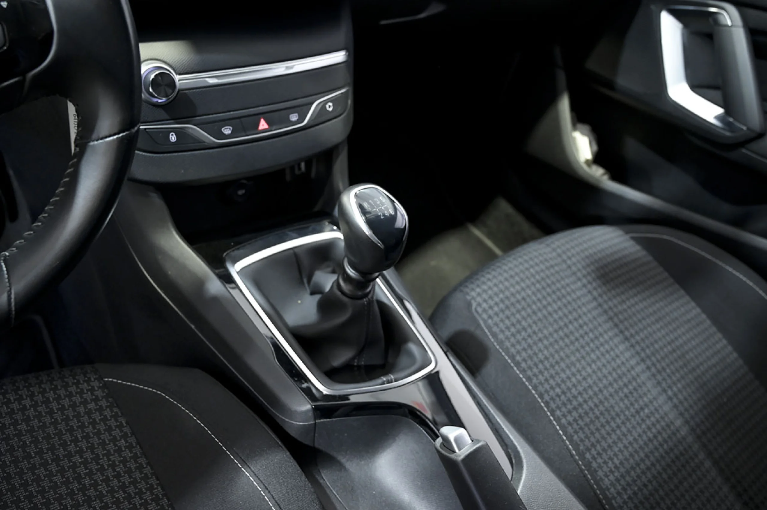 Peugeot 308 5p Active BlueHDi 130 SS - Foto 37