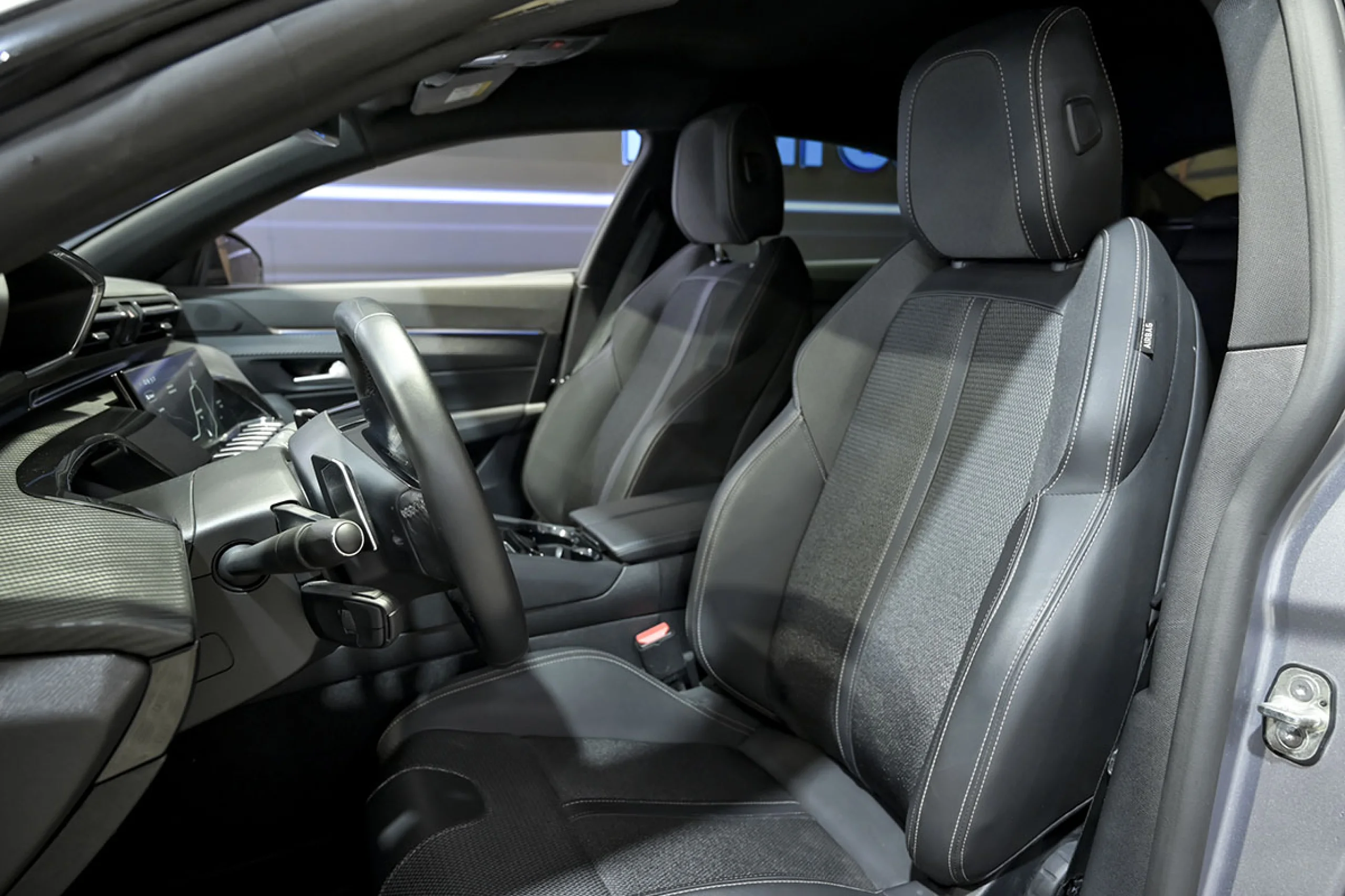 Peugeot 508 5P Allure PureTech 130 SS EAT8 - Foto 9