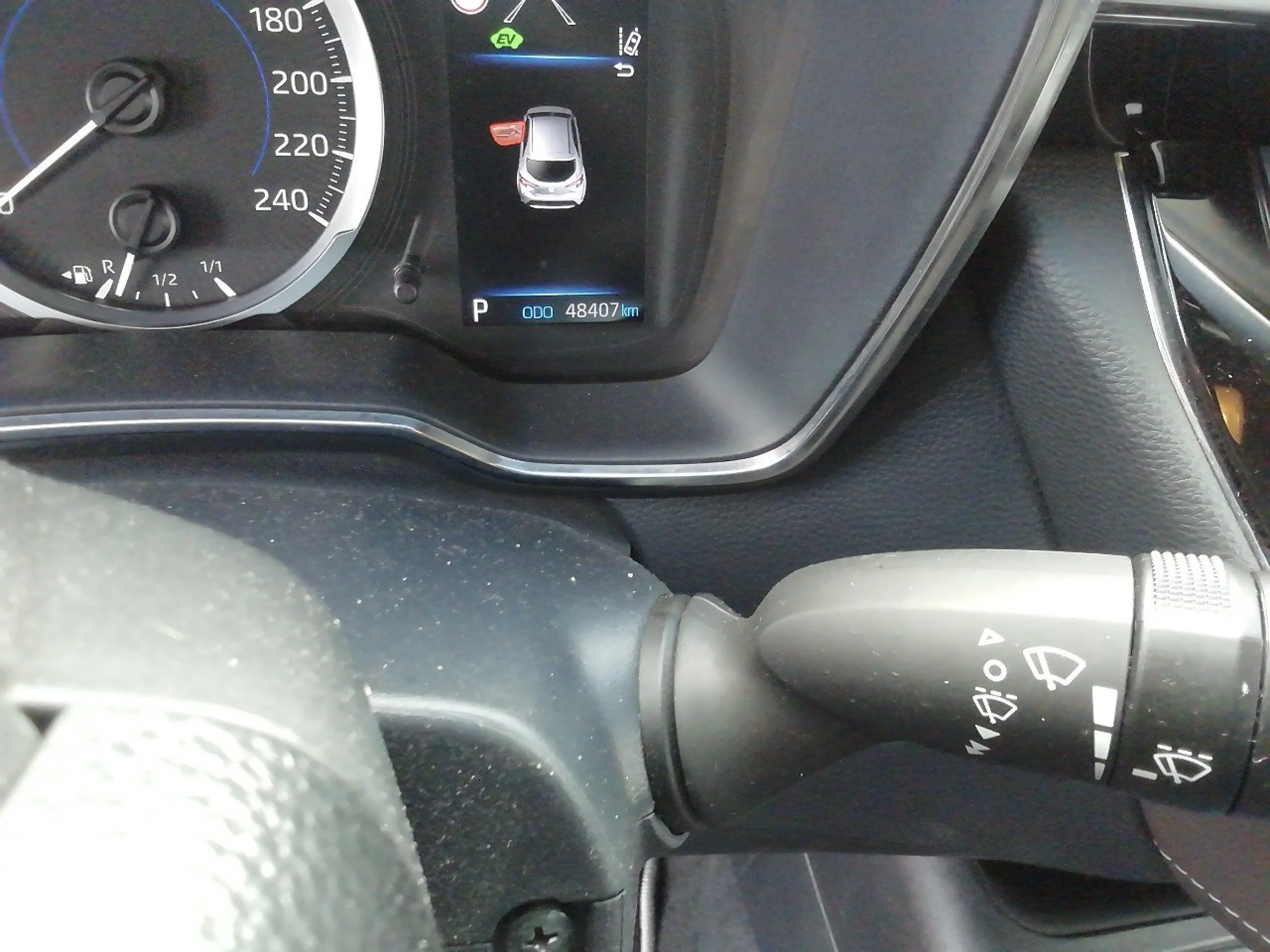 Toyota Corolla 1.8 125H BUSINESS PLUS E-CVT - Foto 8