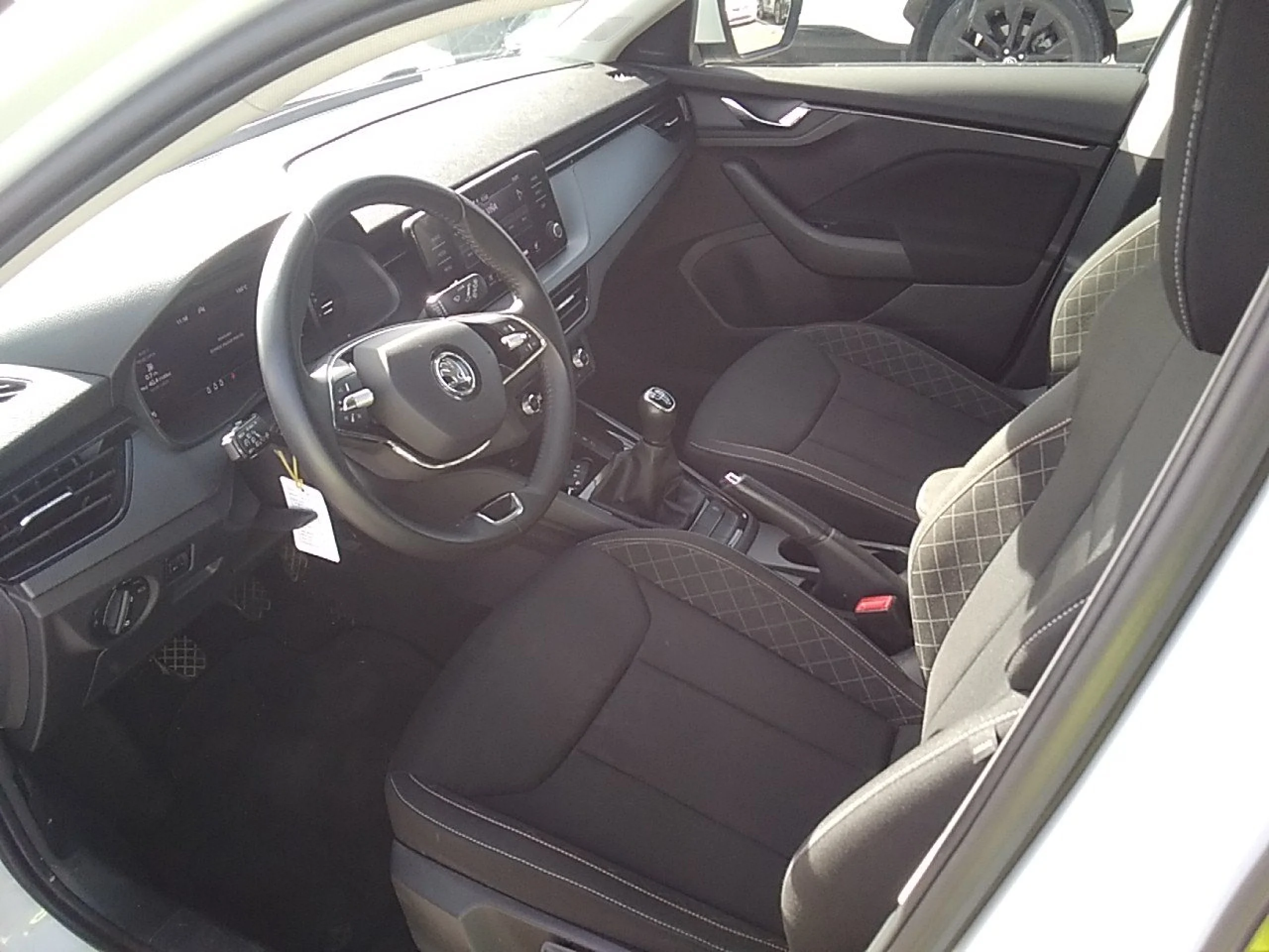 Skoda Scala 1.0 TSI 70 KW (95 CV) SELECTION - Foto 7