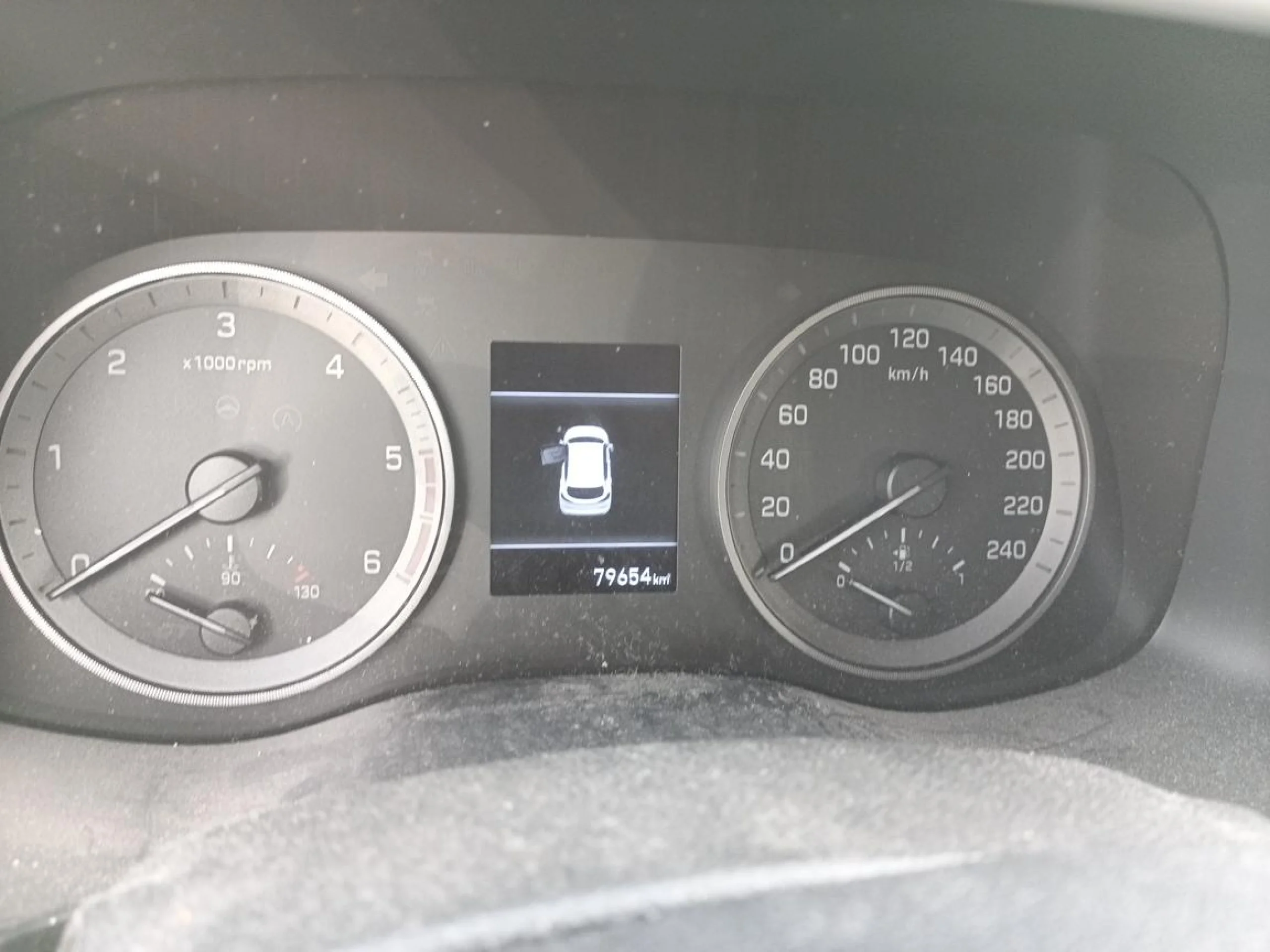 Hyundai Tucson 1.6 CRDI 85kW (116CV) SLE 4X2 - Foto 6