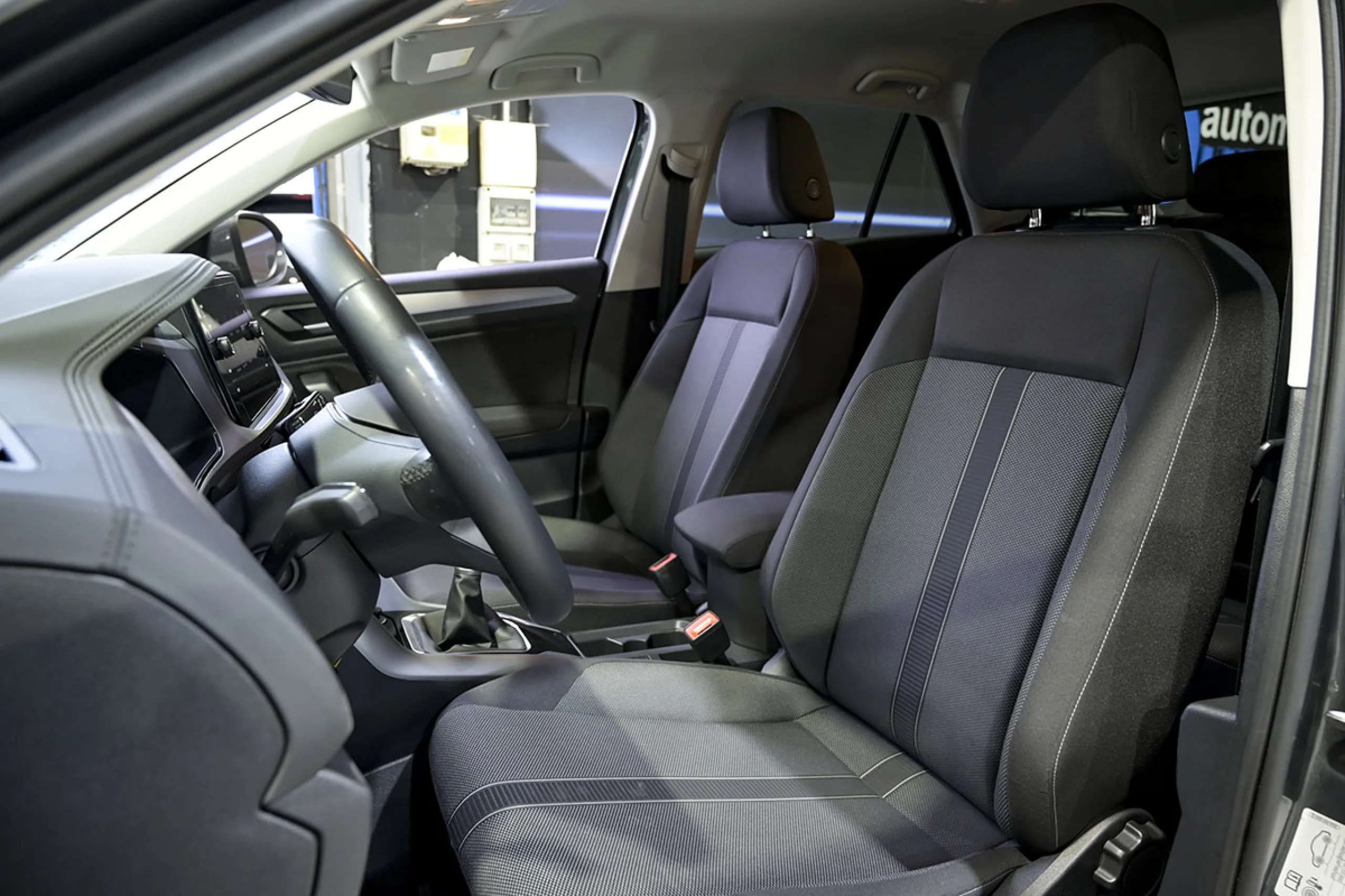 Volkswagen T-Roc Life 2.0 TDI 85kW 115CV - Foto 9