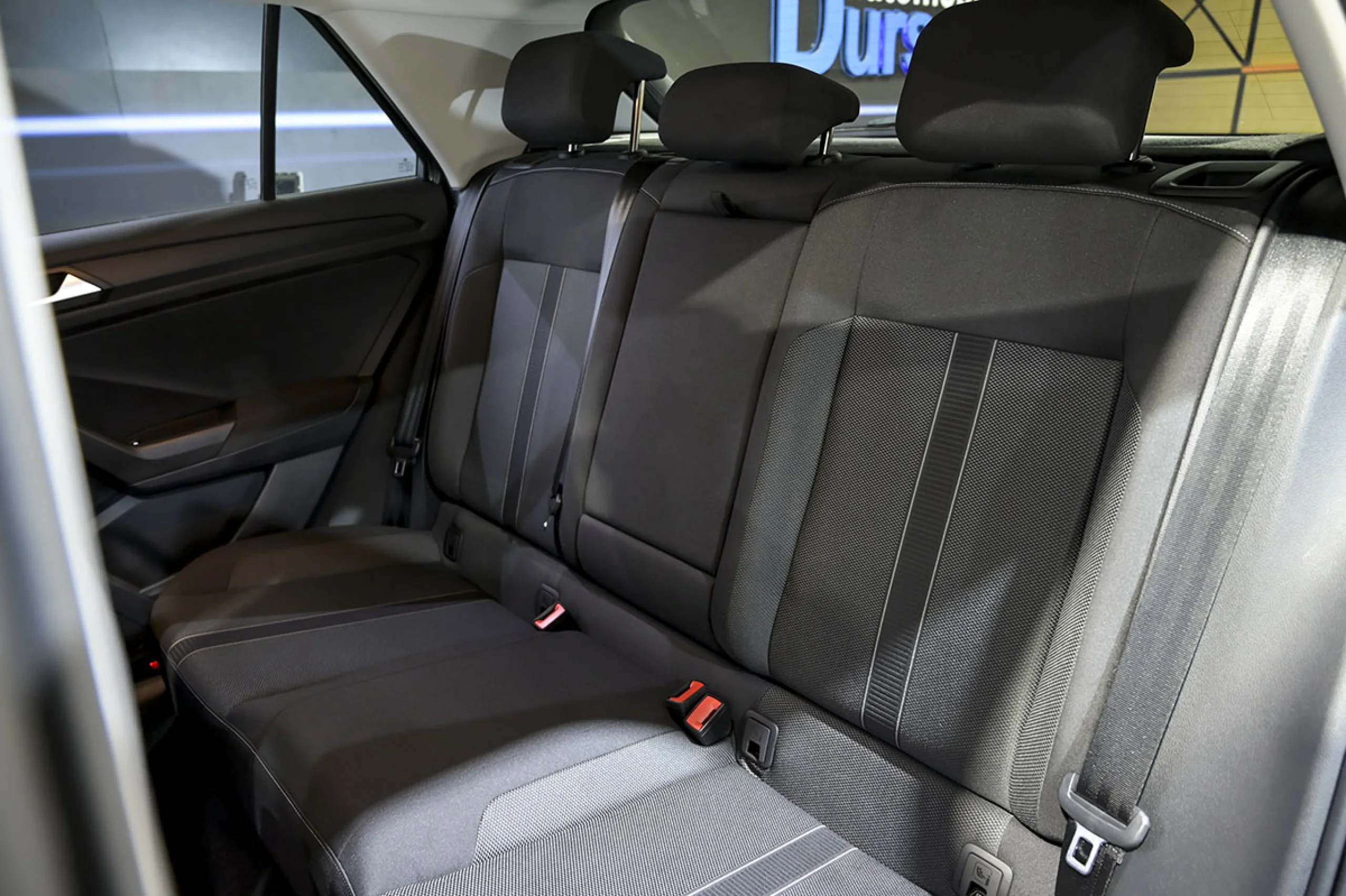 Volkswagen T-Roc Life 2.0 TDI 85kW 115CV - Foto 16